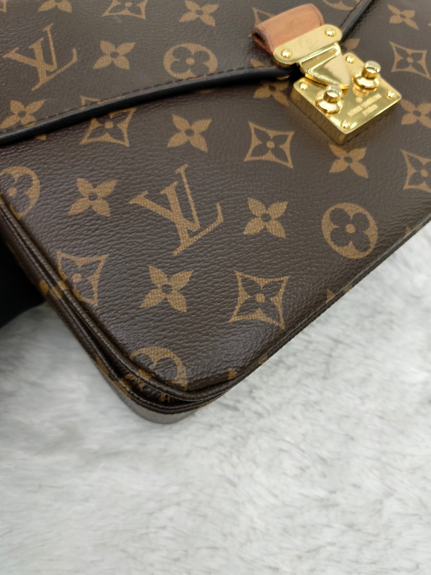 LV Metis Monogram 2019