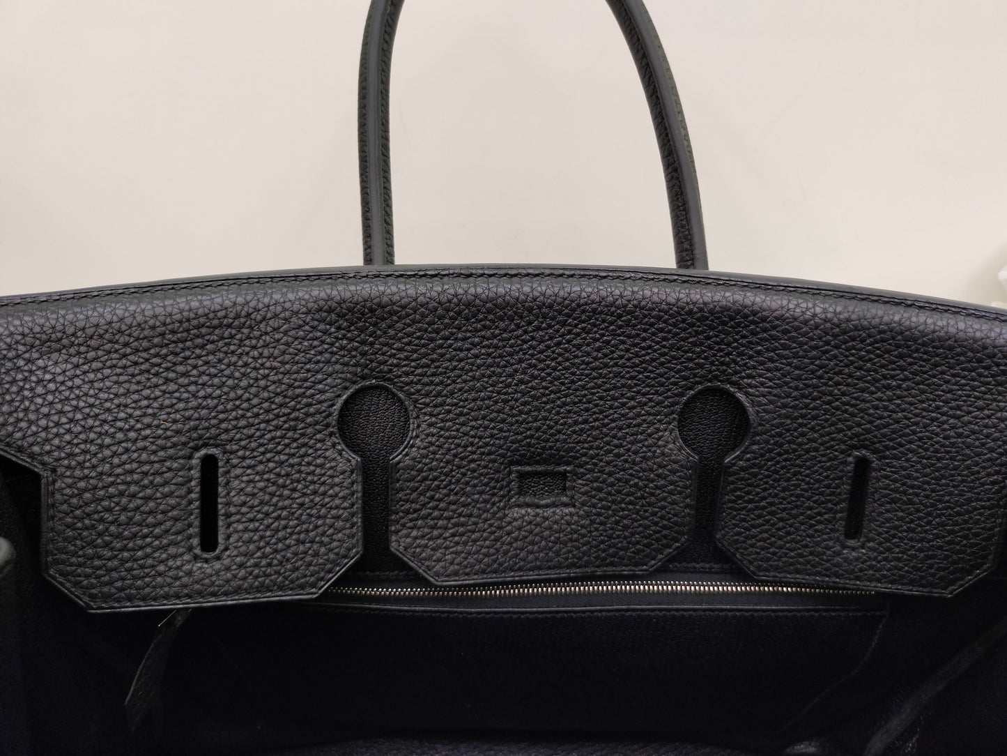 B35 Togo Black PHW #N square