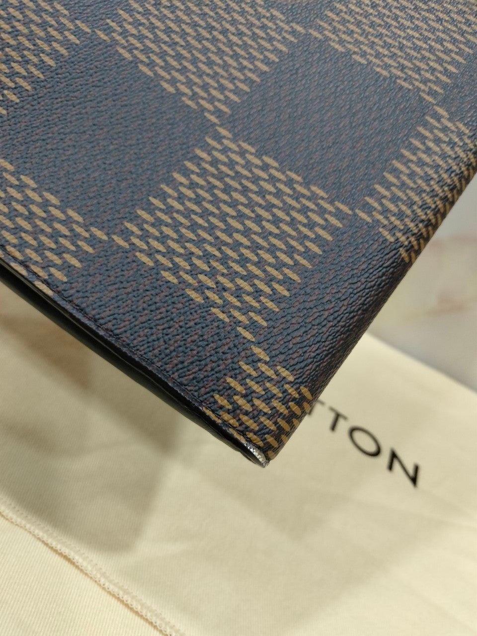 LV Pochette Jour GM Damier Playful Bear 2020