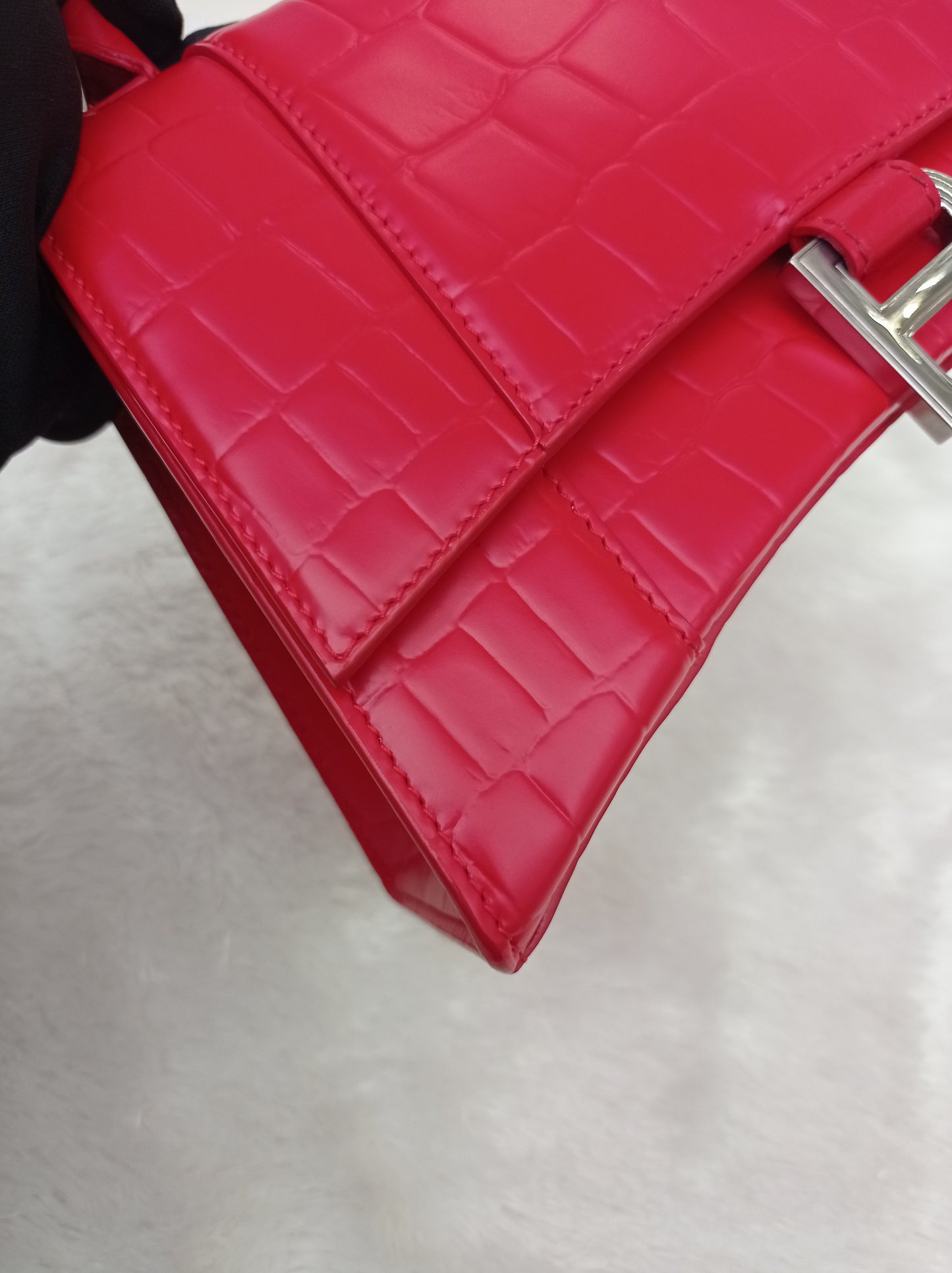 Balenciaga Hourglass Small Top Handle Croco Red SHW 2021