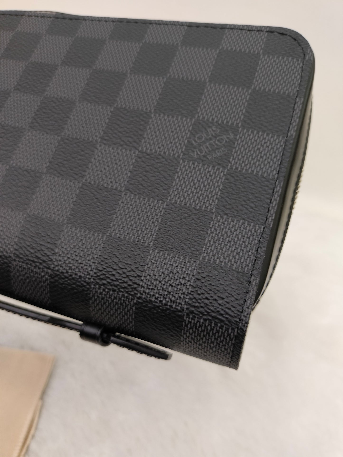 LV Zippy XL Travel Wallet Graphite 2017