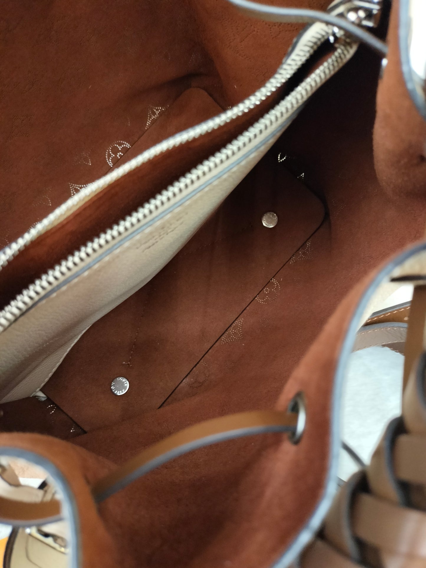 LV Muria Mahina Creme 2021 (CHIP)