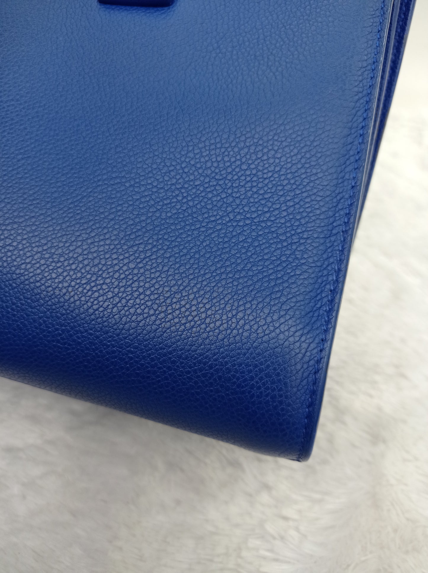 YsL SDJ Mini Grained Blue SHW 2015
Size 26 x 21 x 12cm