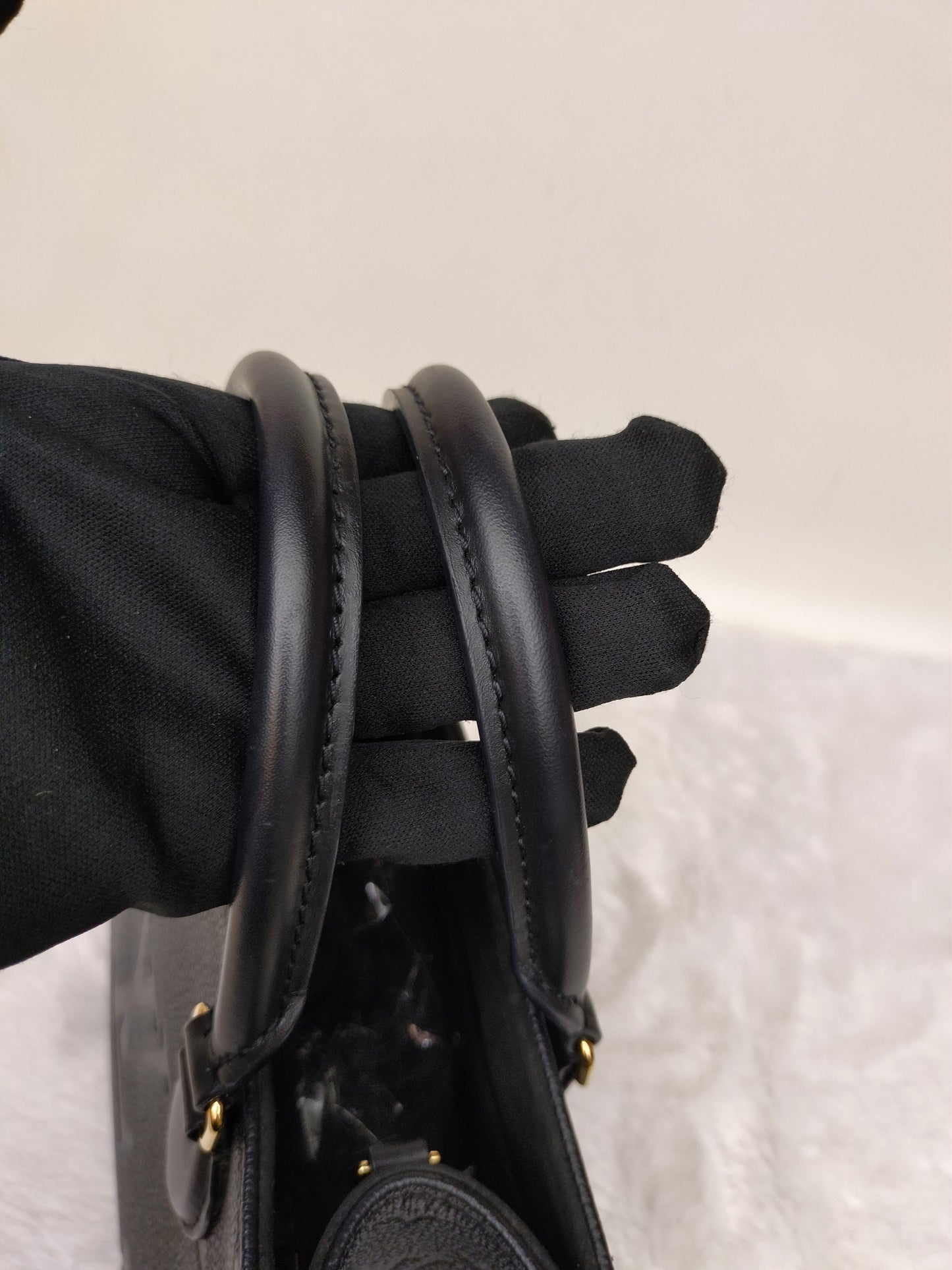 LV OTG PM Empreinte Noir (CHIP)