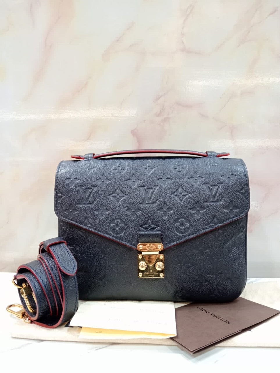 LV Metis MM Monogram Empreinte Marine Rouge 2017