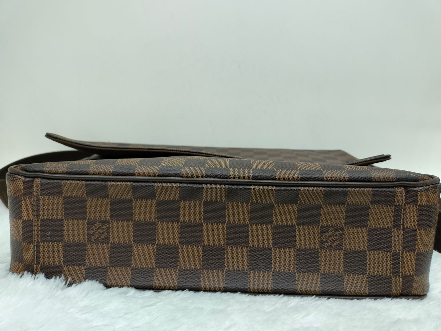 LV Shelton MM Damier 2012