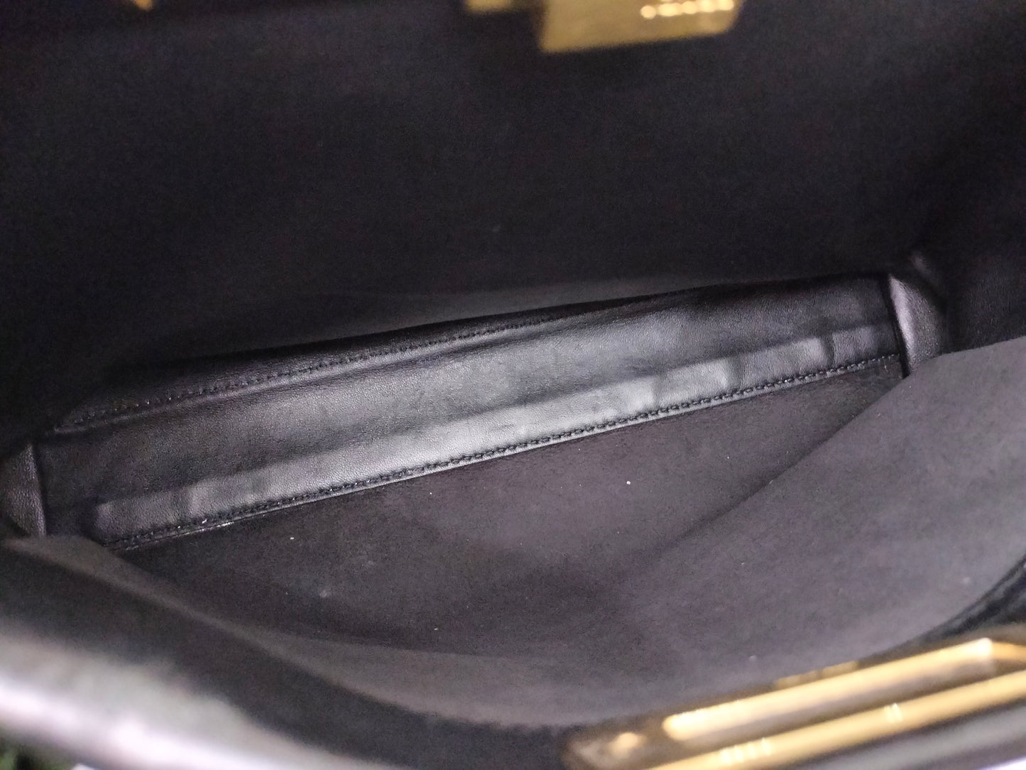 Fendi Peekaboo Reguler Black GHW