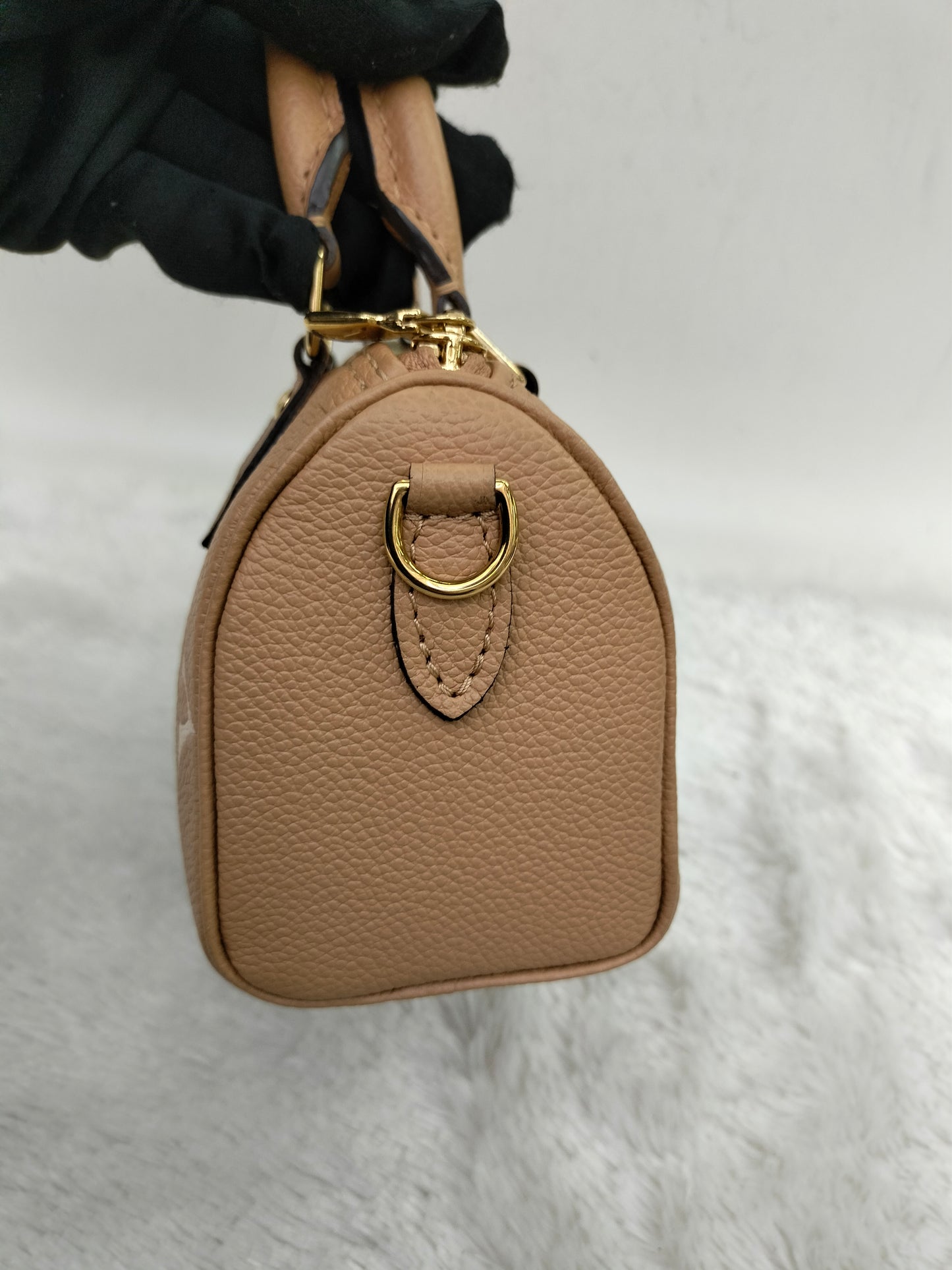 LV Nano Speedy Monogram Empreinte Arizona Creme (CHIP)