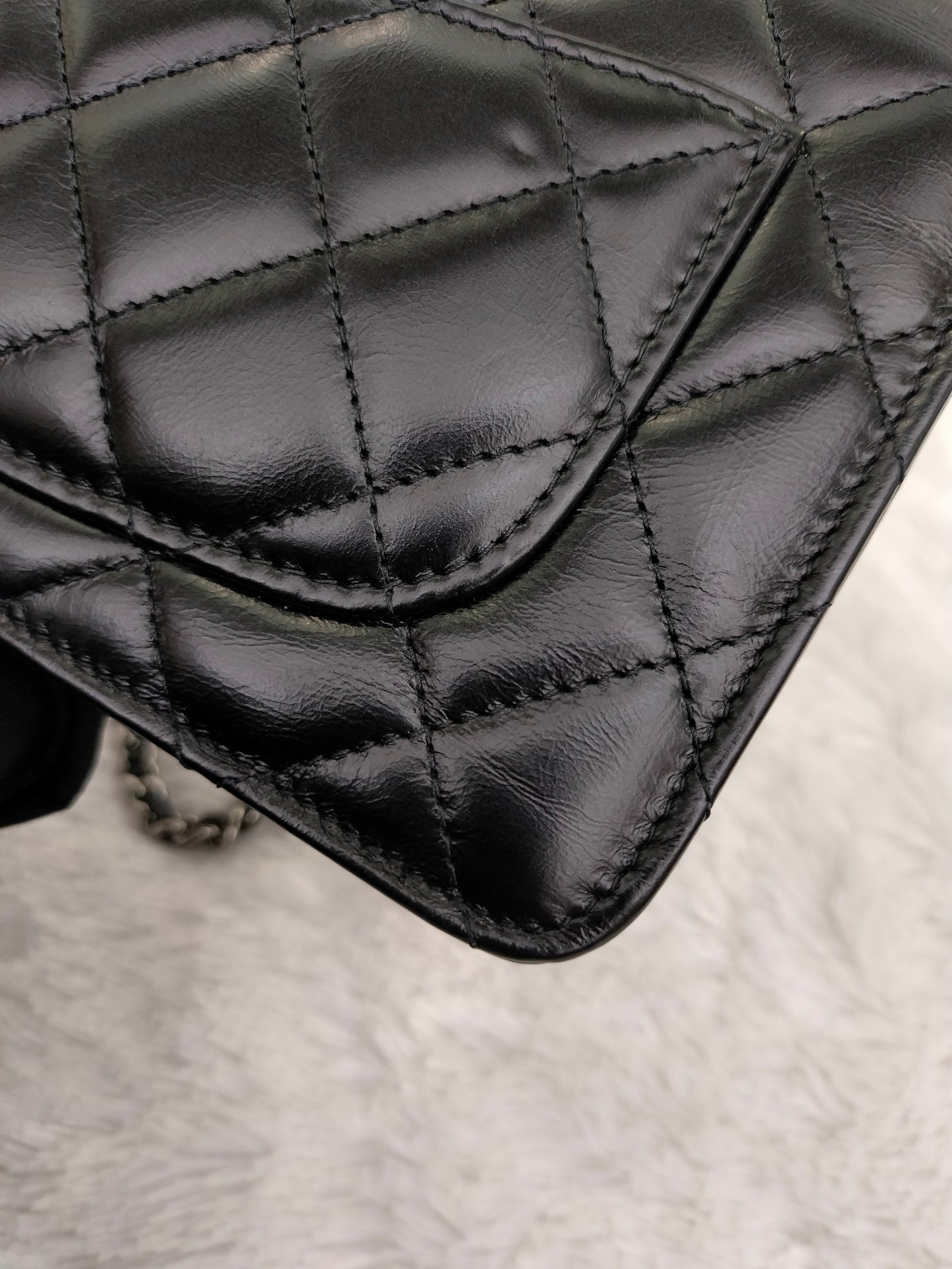 Chanel WOC Top Handle Lamb Black SHW (CHIP)