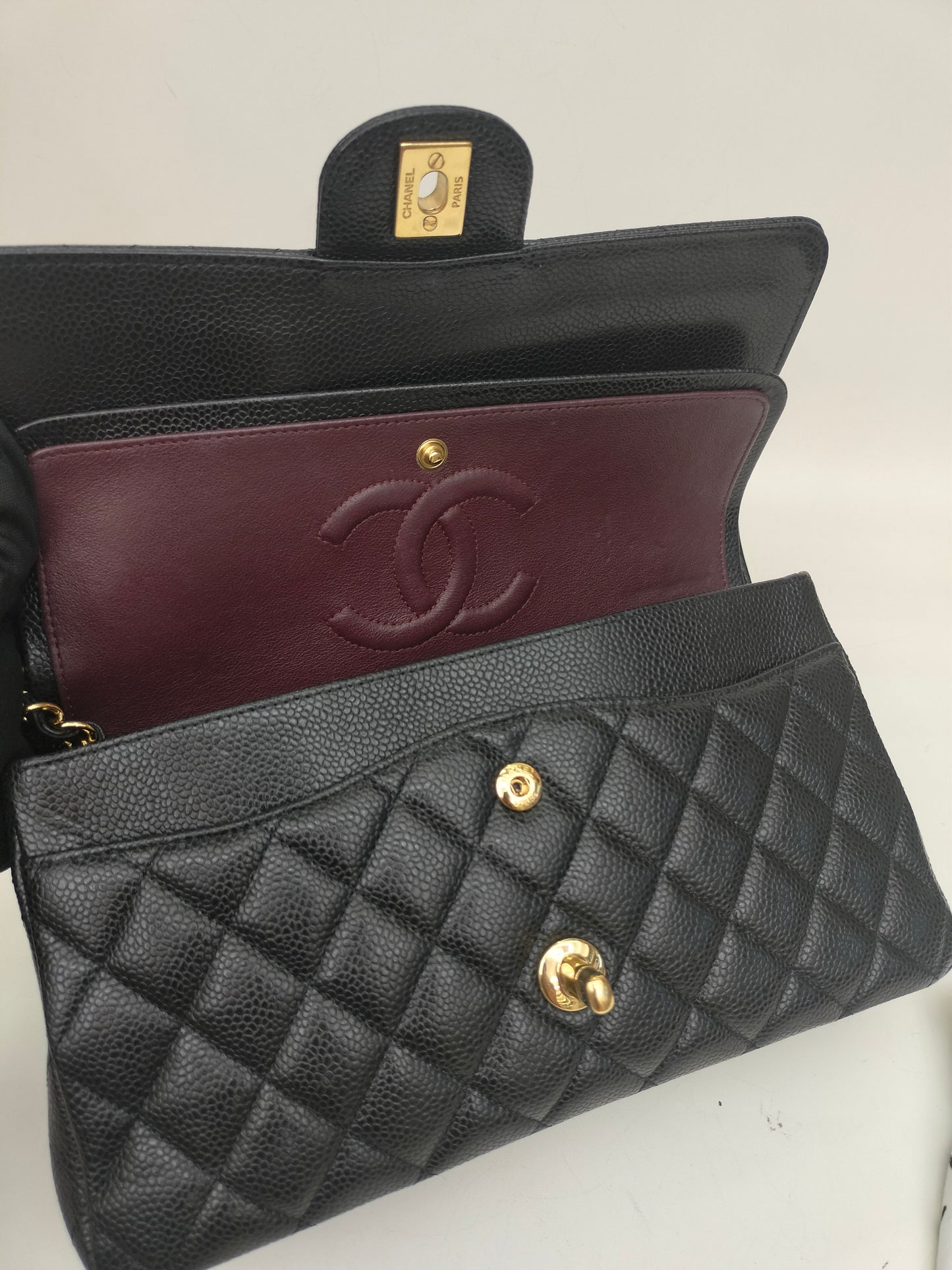 Chanel Medium Caviar Black GHW DF #24