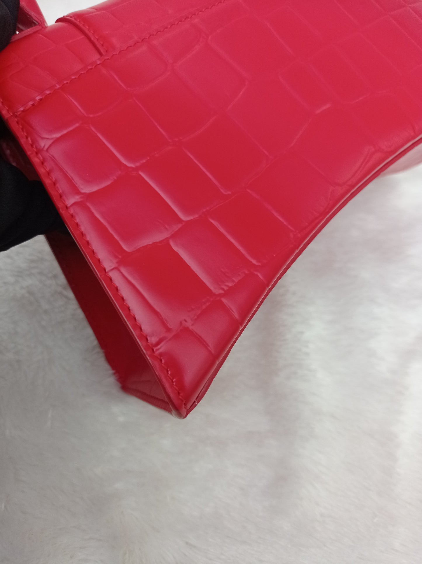 Balenciaga Hourglass Small Top Handle Croco Red SHW 2021