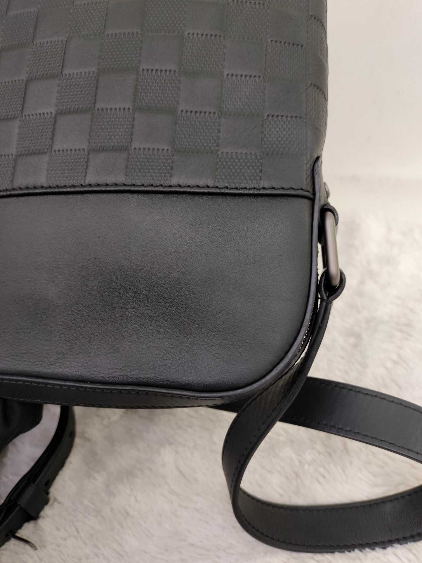 LV District Onyx Damier Infini Black 2017