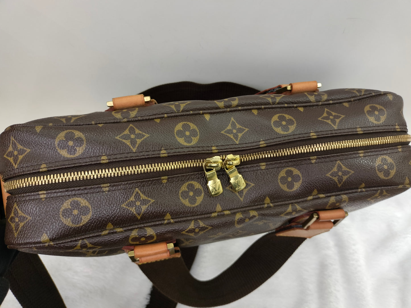 LV Sac Bosphore Monogram 2005