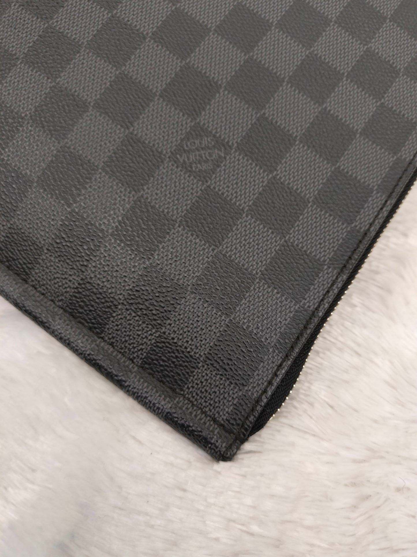 LV Porte Document Portfolio Graphite 2013