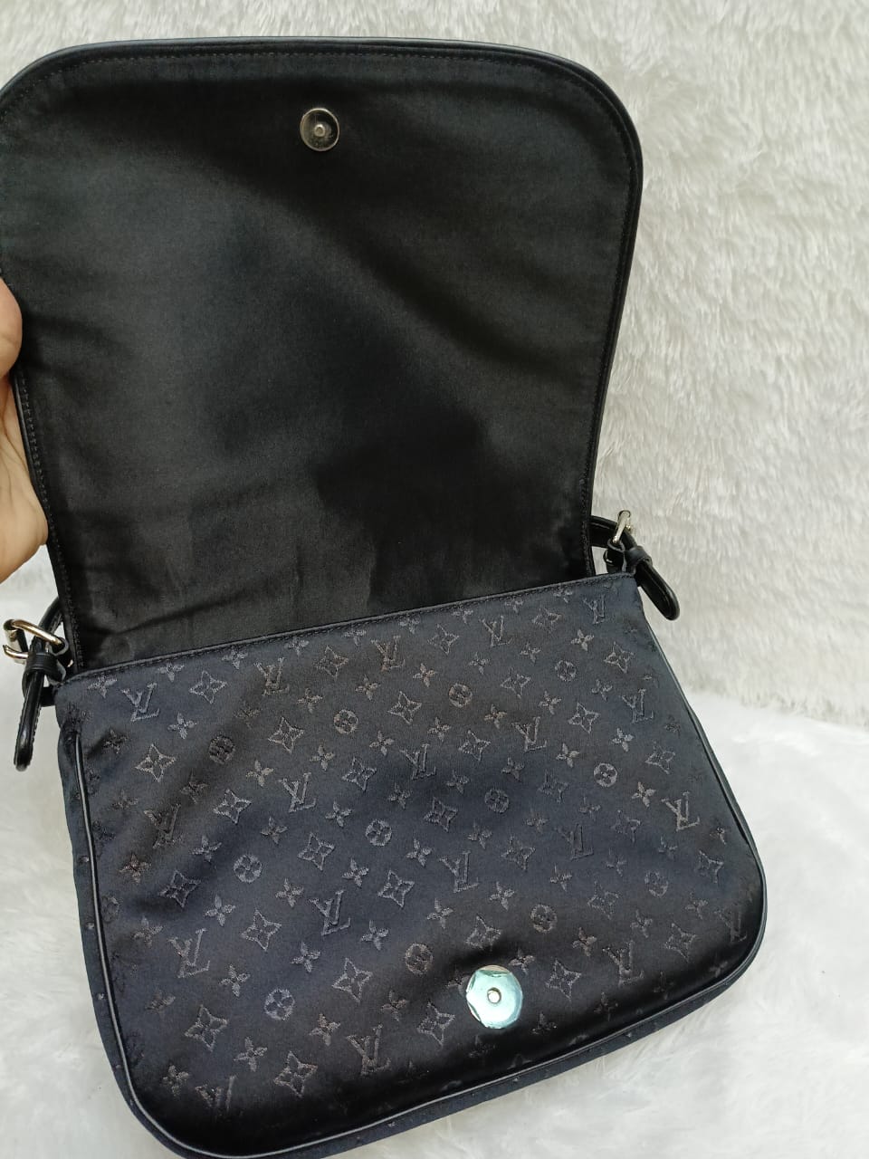 LV Conte de Fees Musette Black Silk Monogram 2002