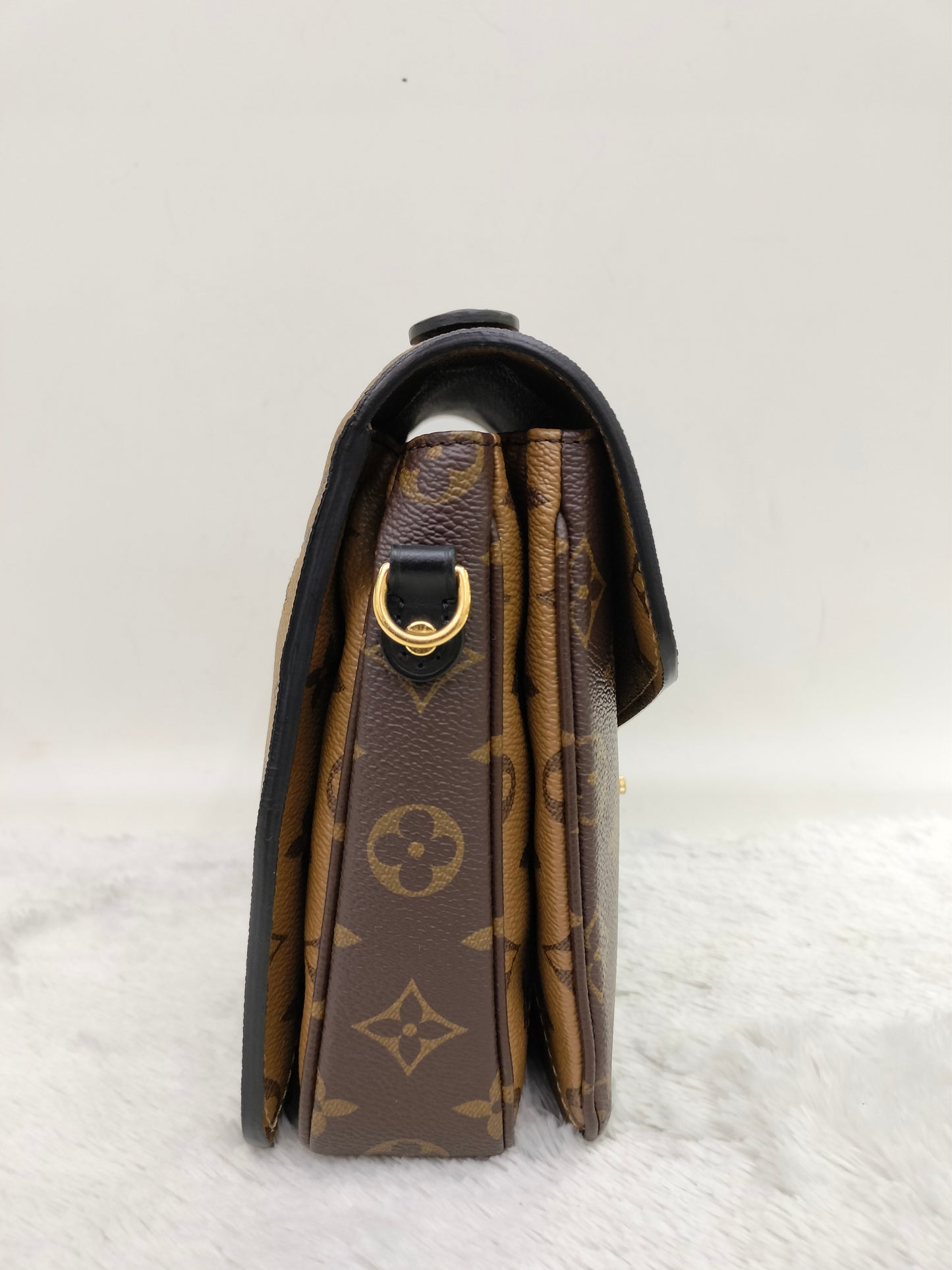 LV Metis Reverse (CHIP)
