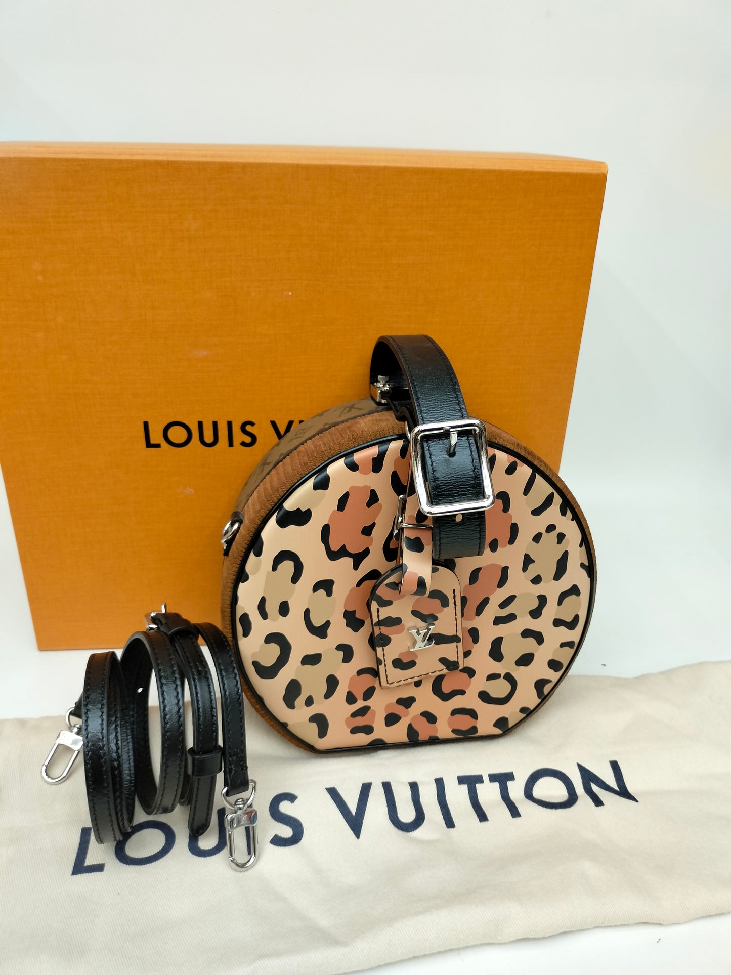 LV Petite Boite Chapeau Leopard Monogram Reverse 2018