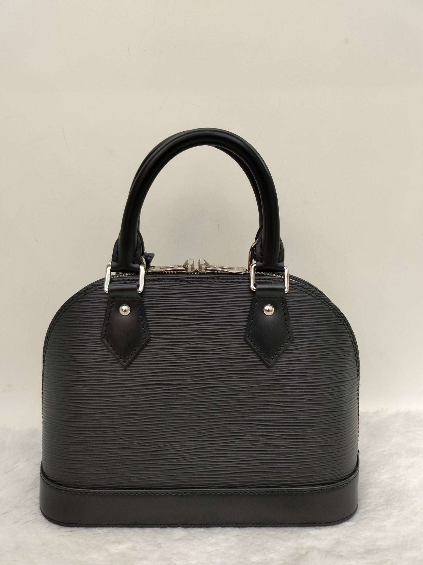 LV Alma BB Epi Noir 2020