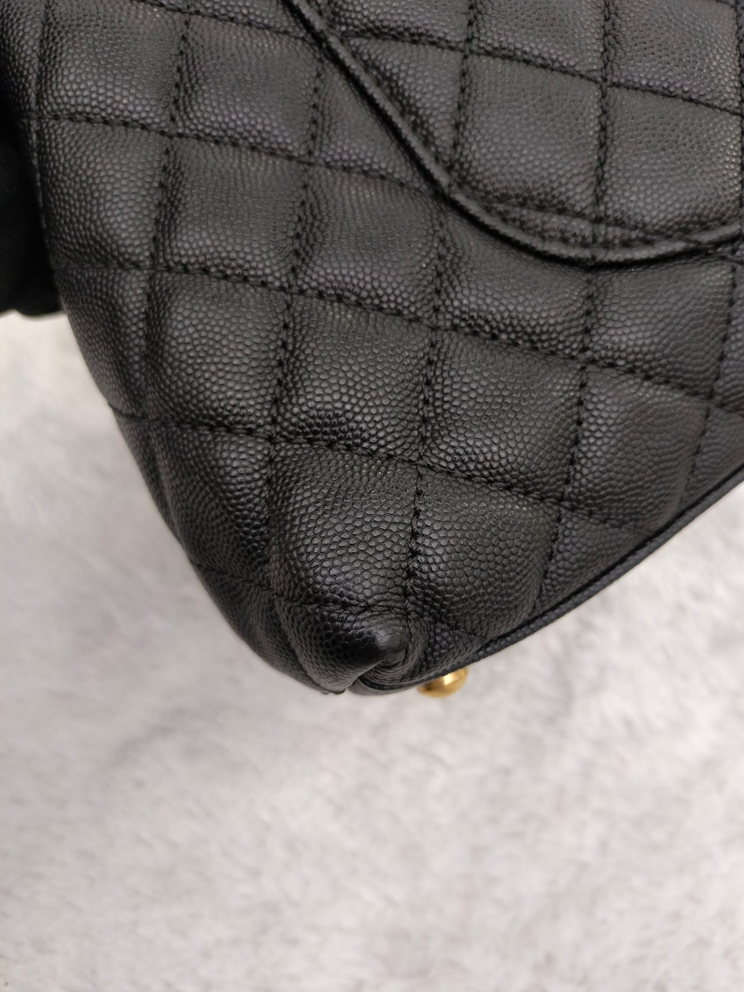 Chanel Coco Handle Medium Caviar Black GHW #25