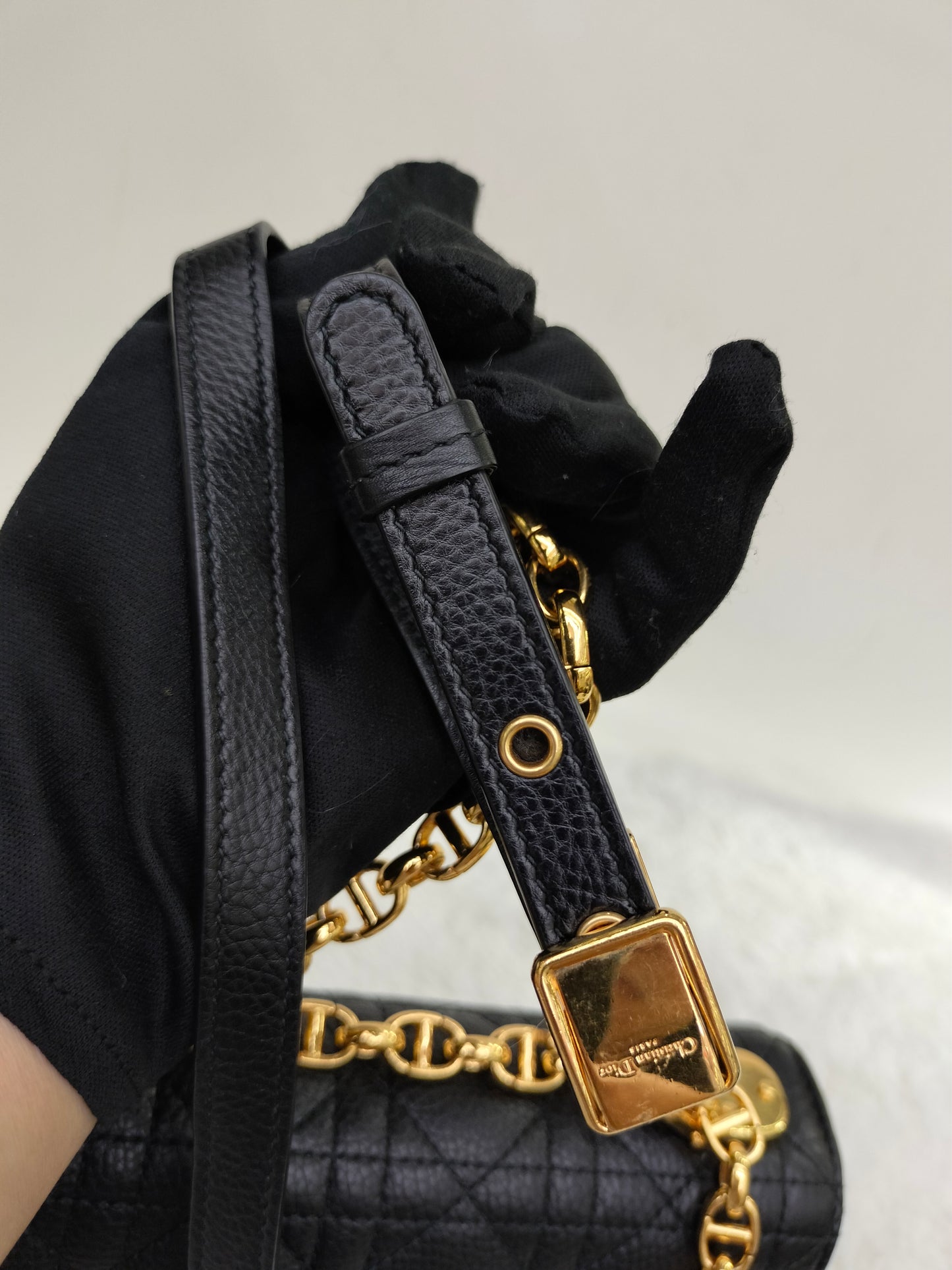 Dior Caro Medium Grained Black GHW 2022