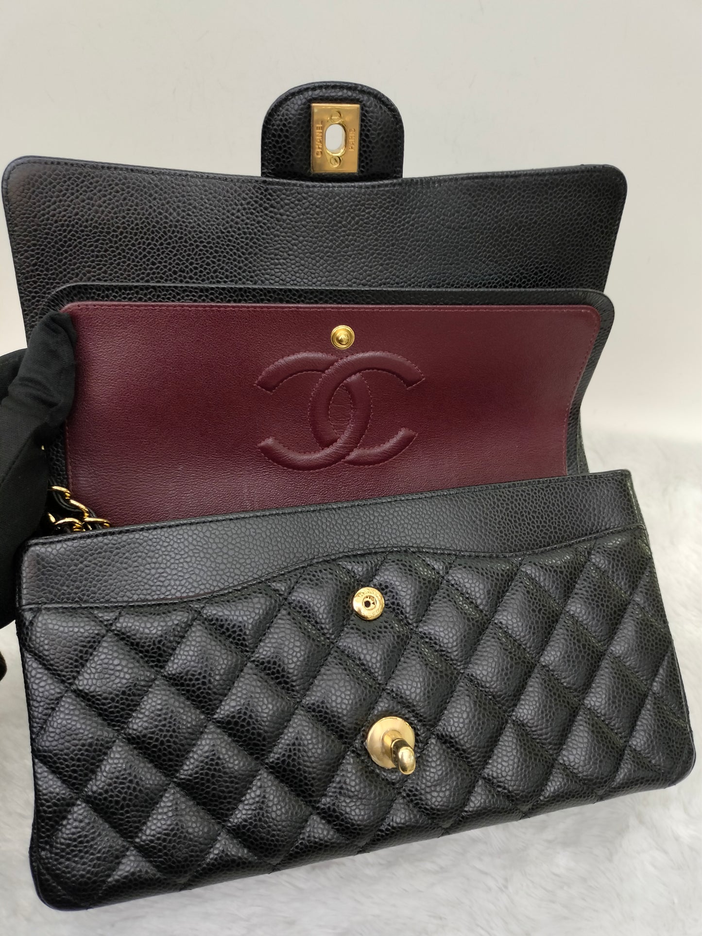 Chanel Medium Caviar Black GHW DF #29