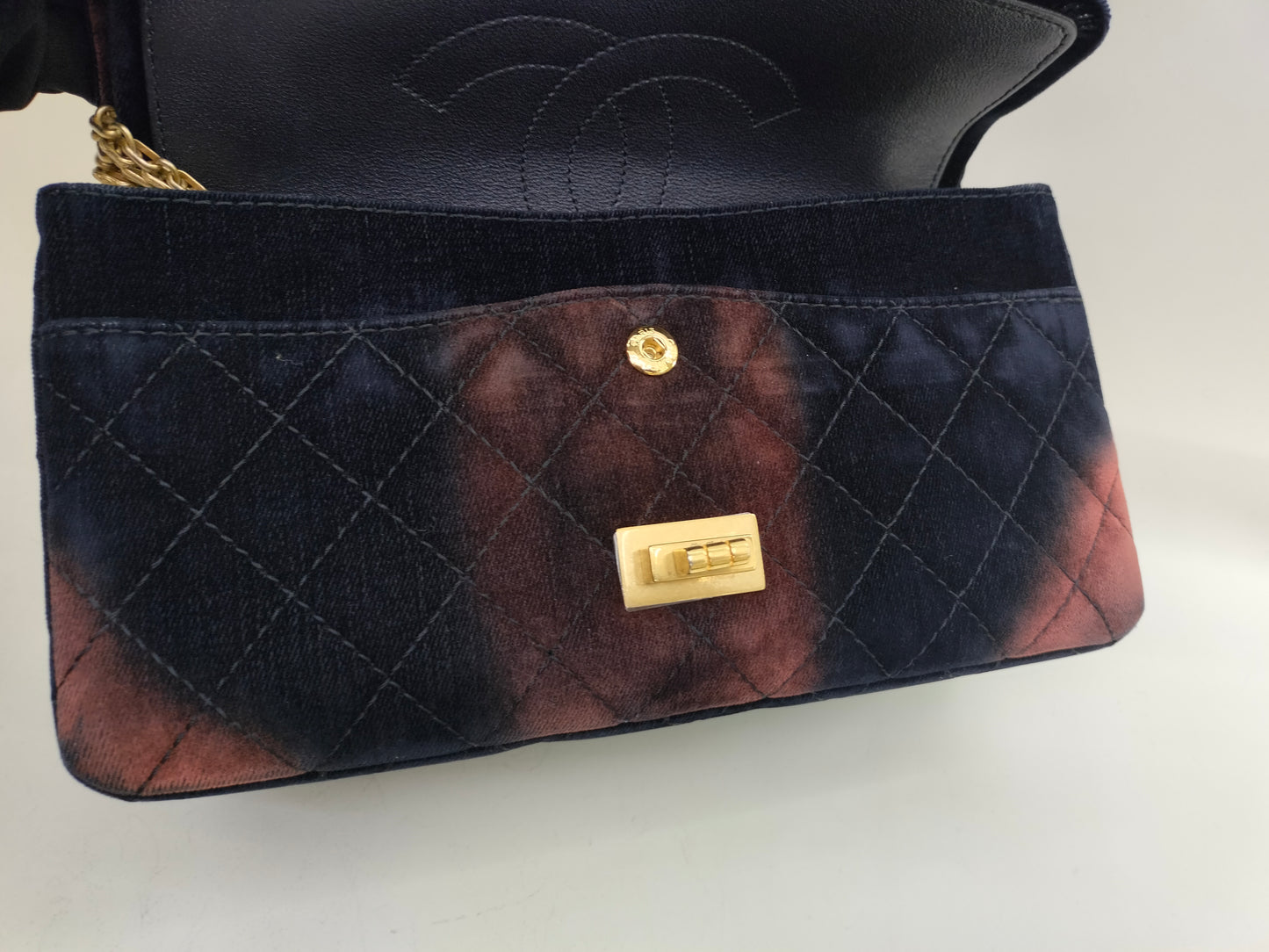Chanel Reissue Medium Velvet Ombre GHW DF #24
