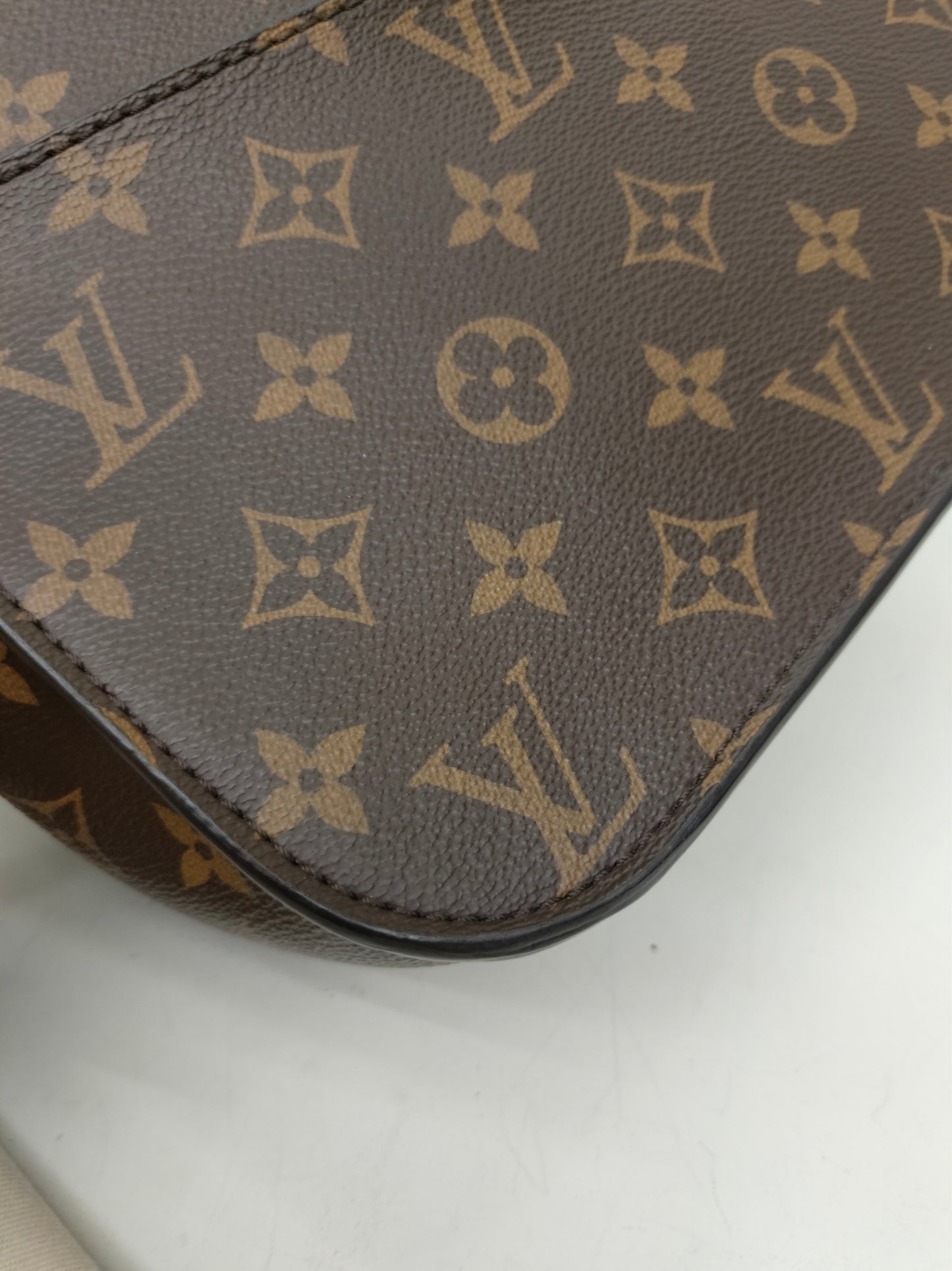 LV Passy NM Monogram 2021 (CHIP)