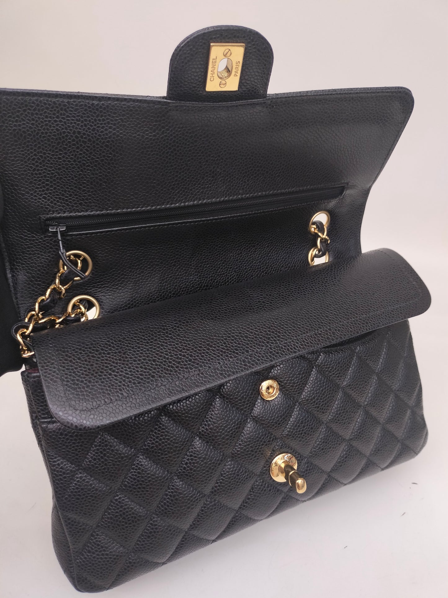Chanel Medium Caviar Black GHW DF #24