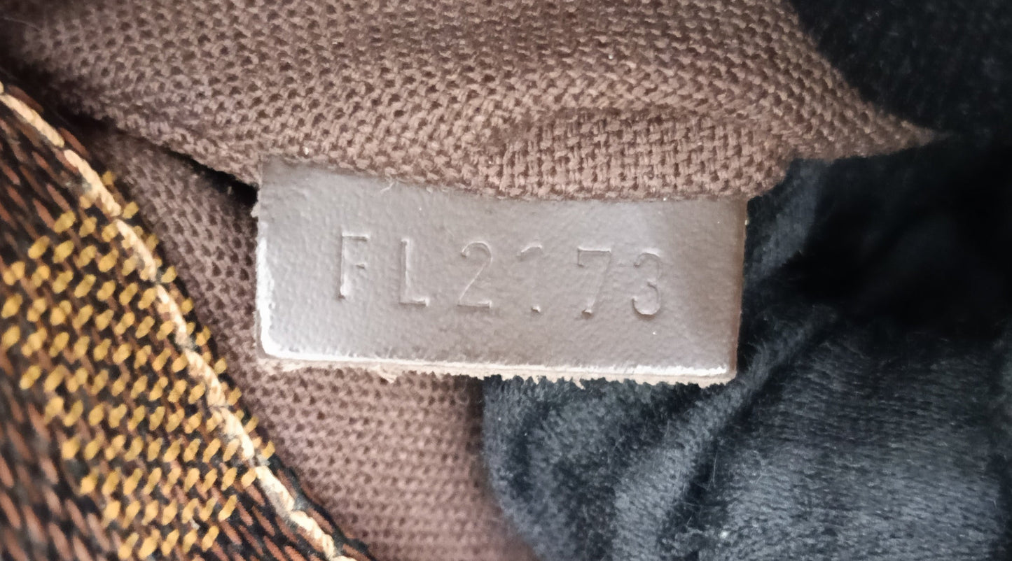 LV District PM Damier