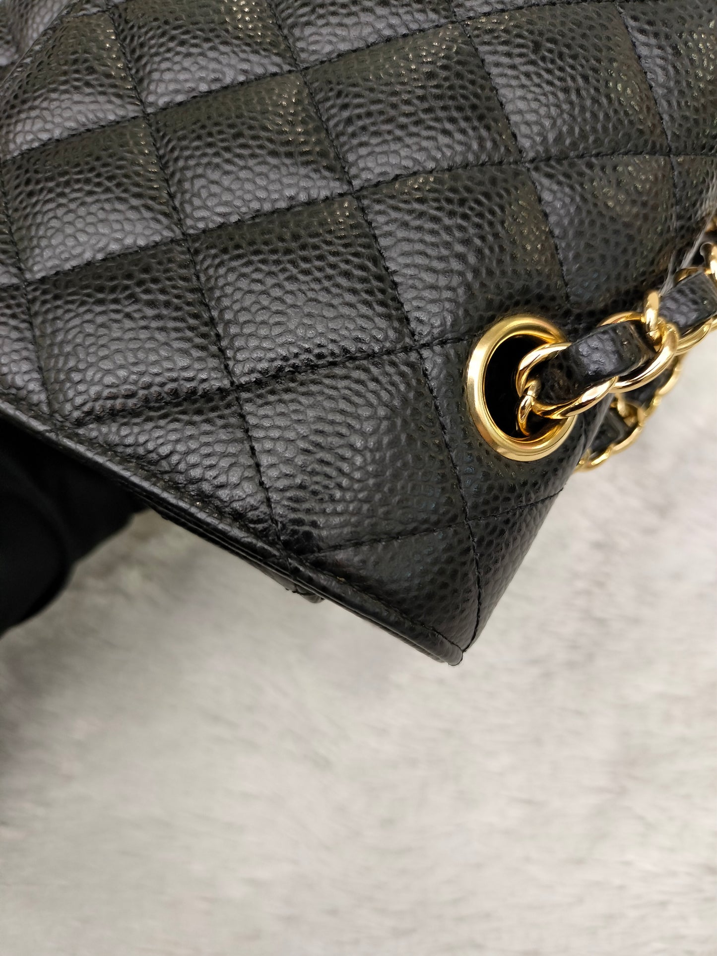 Chanel Medium Caviar Black GHW DF #29