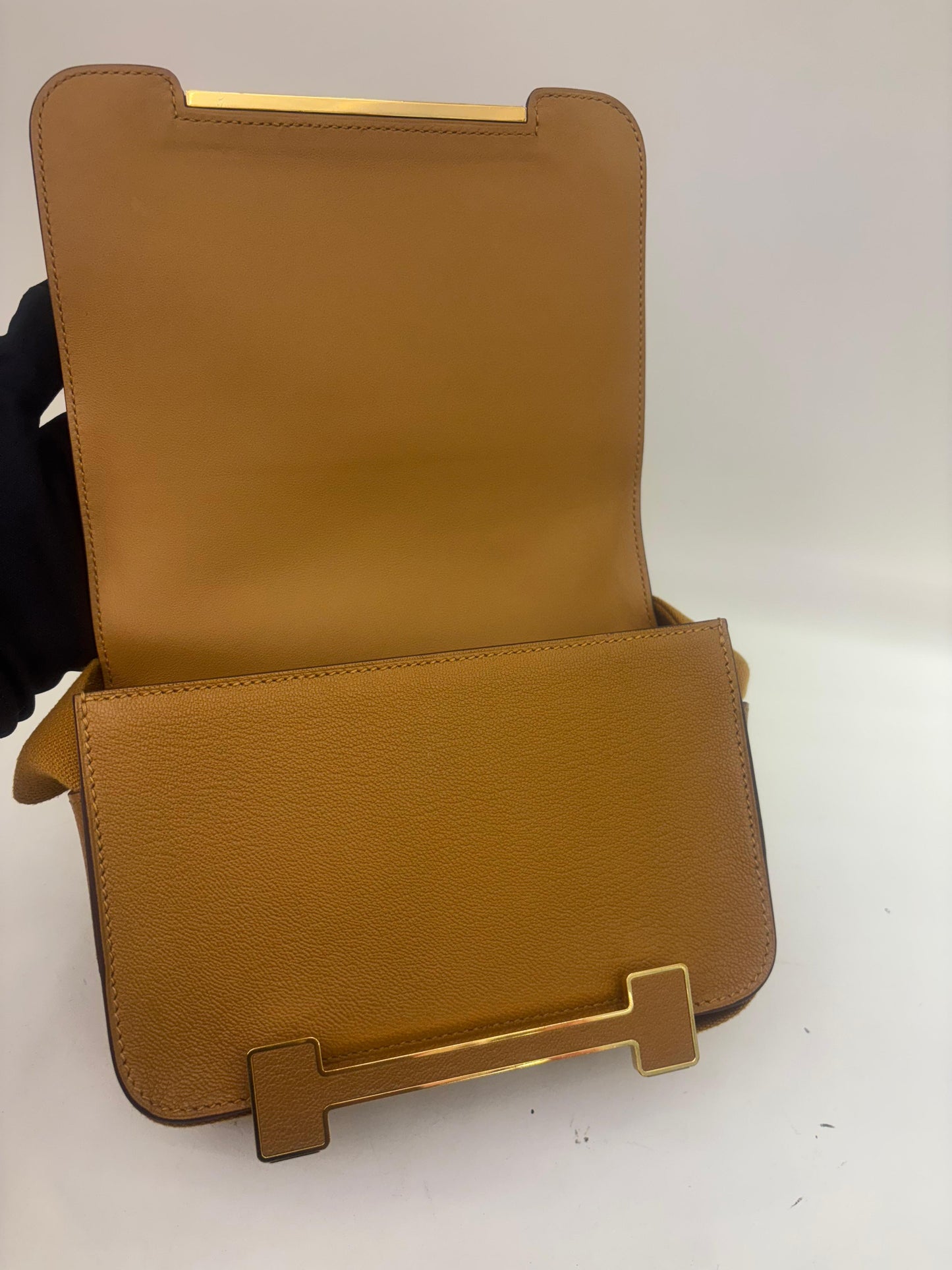 Hermes Geta Chevre Caramel GHW #B