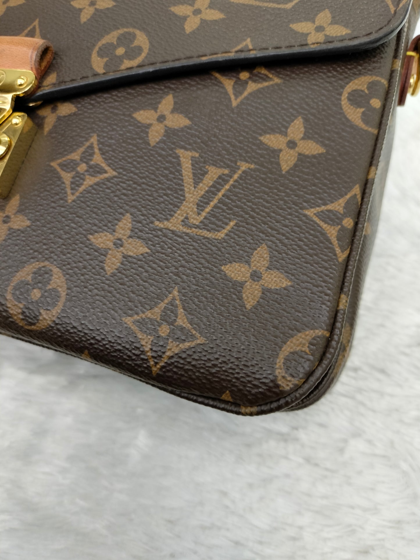 LV Metis Monogram 2019
