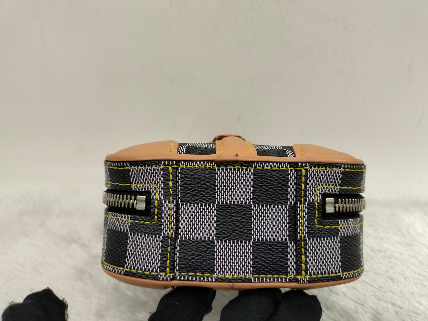 LV Valisette Vertical Damier Colour Noir 2019
