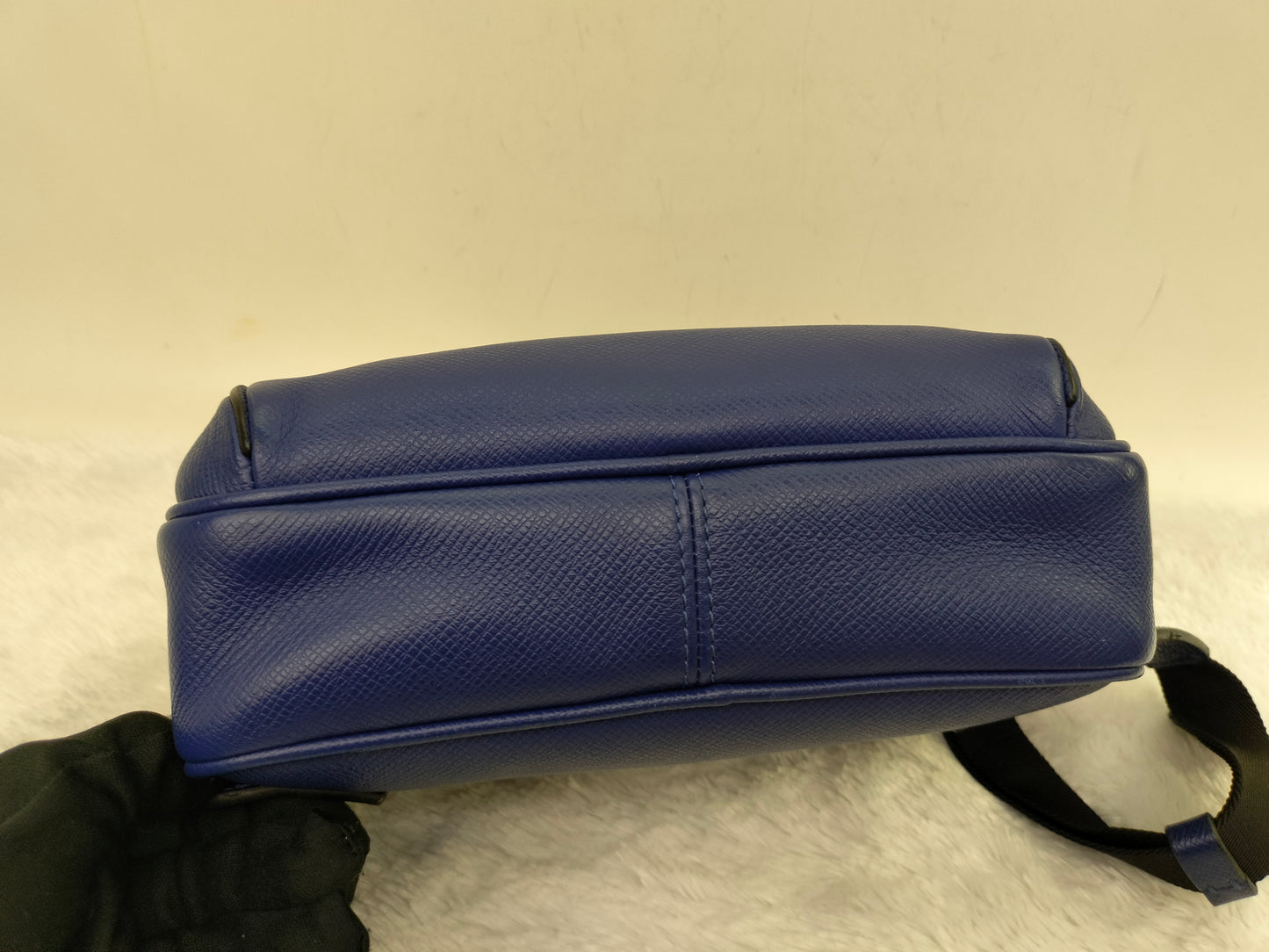 LV Outdoor Bumbag Taiga Cobalt 2019