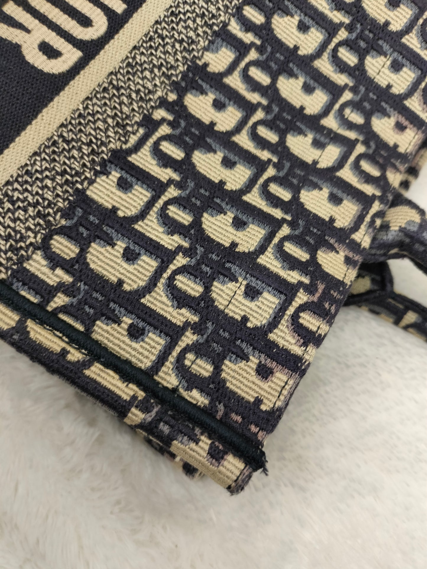 Dior Tote Book Medium Oblique Navy 2019