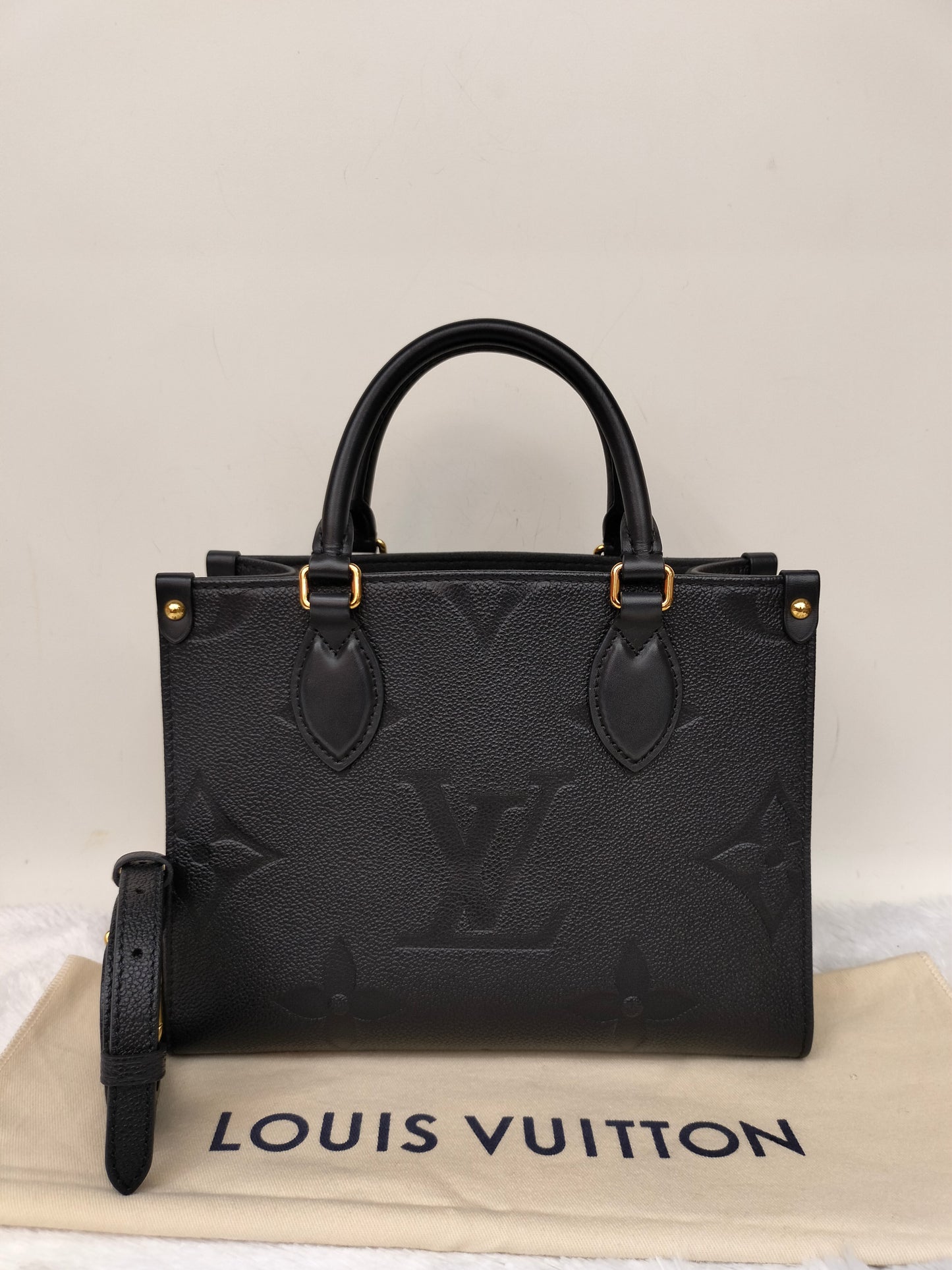 LV OTG PM Empreinte Noir (CHIP)