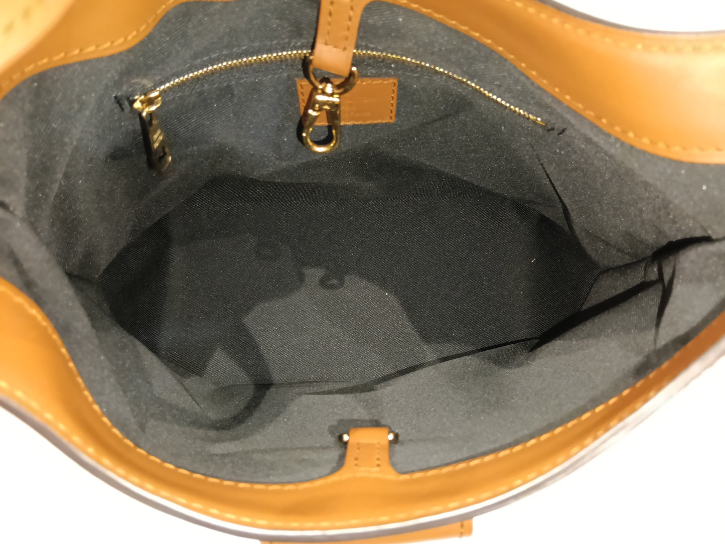 LV Hobo Dauphine PM Monogram Reverse 2020