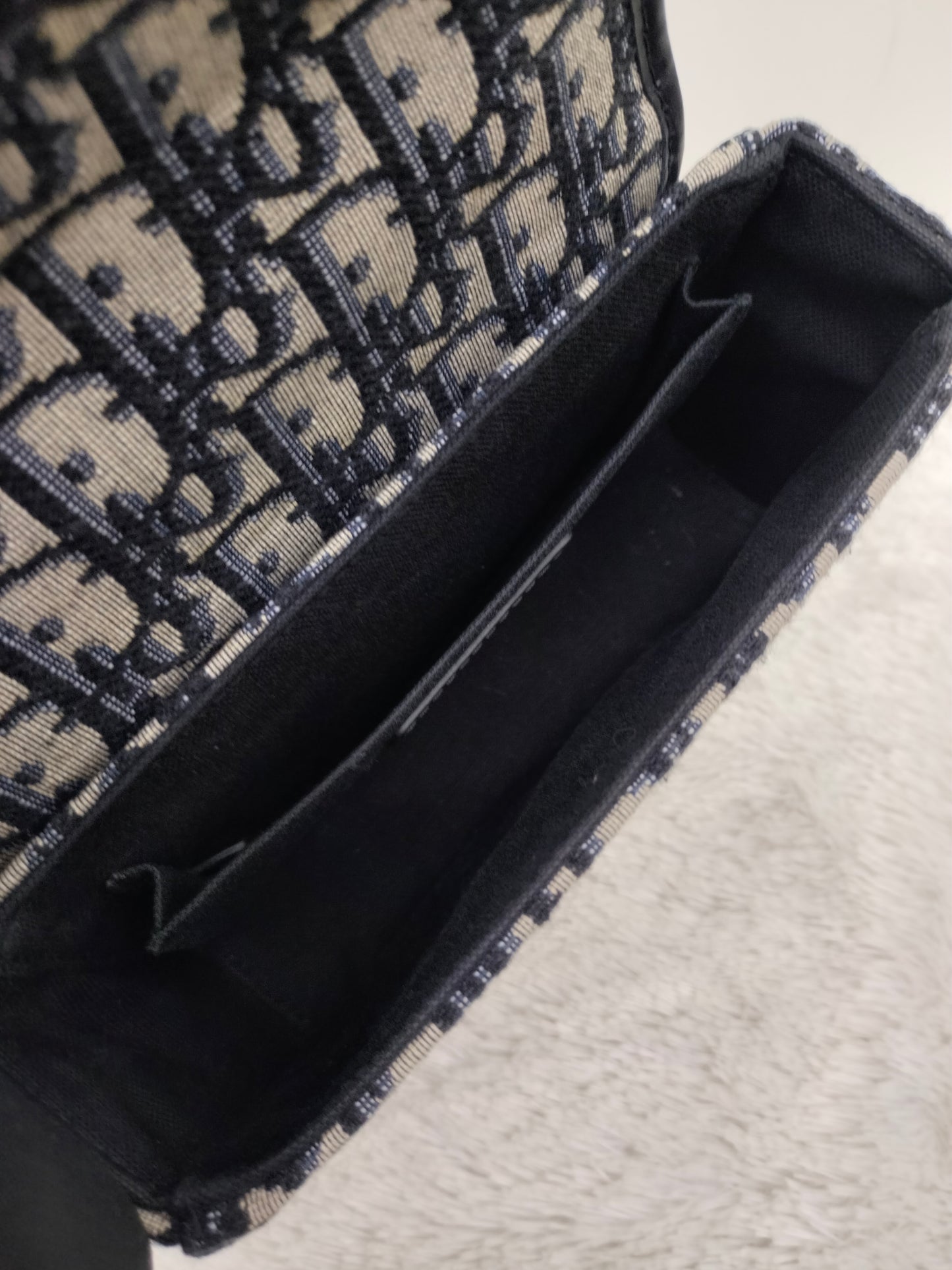 Dior Montaigne Box Oblique Navy GHW 2020