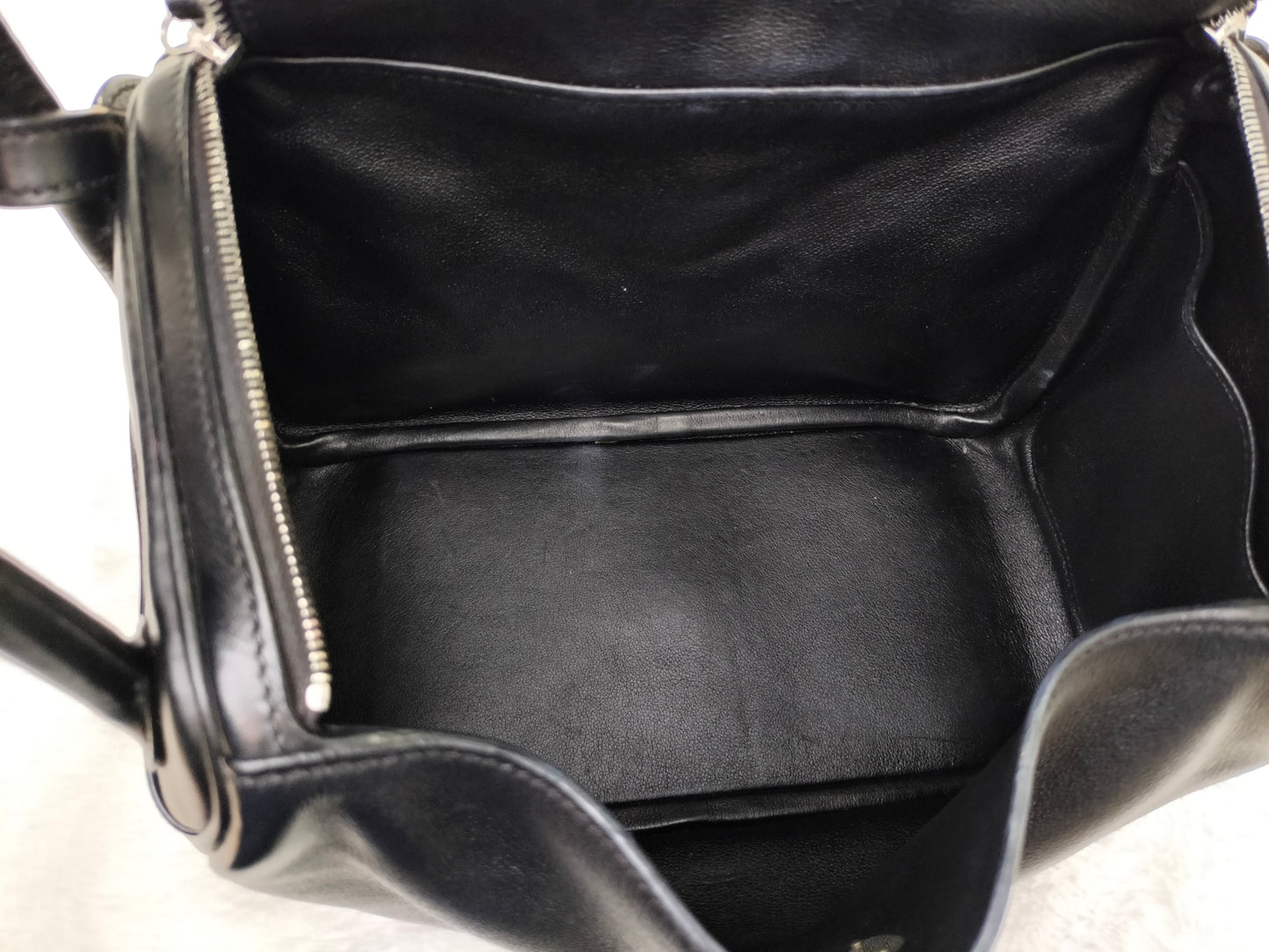 Lindy 26 Swift Black PHW #P square