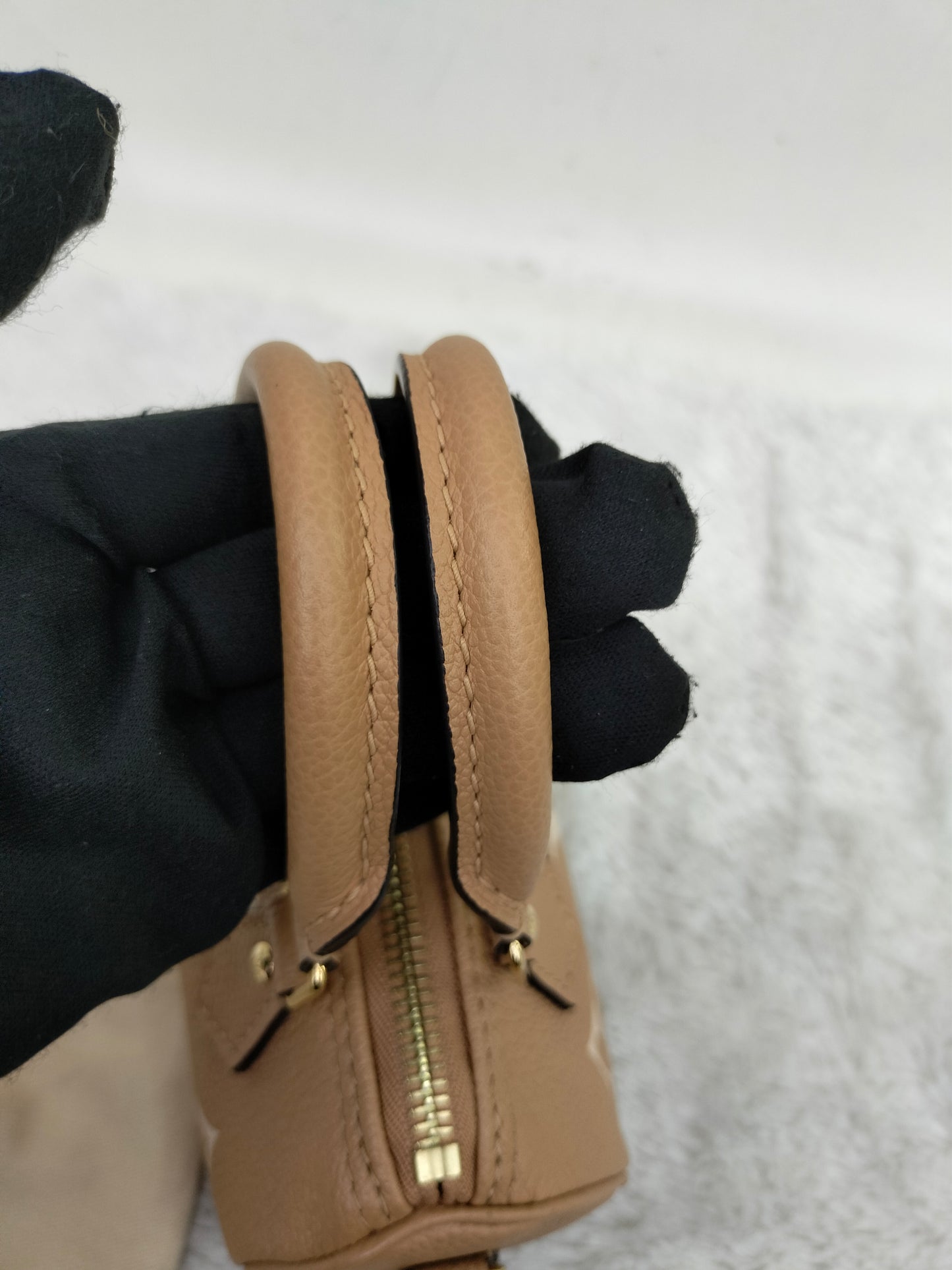 LV Nano Speedy Monogram Empreinte Arizona Creme (CHIP)