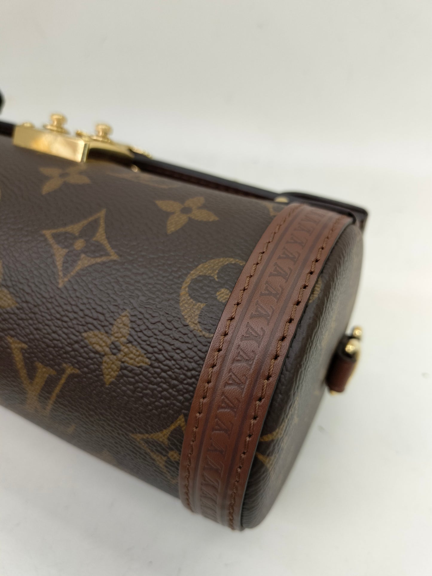 LV Papillon Trunk Monogram (CHIP)