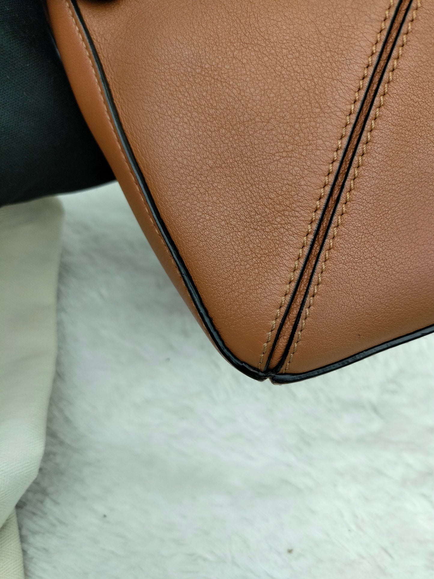 Loewe Puzzle Small Tan SHW 2018
