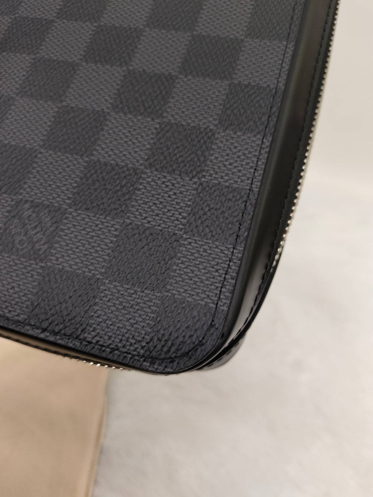LV Zippy XL Travel Wallet Graphite 2017