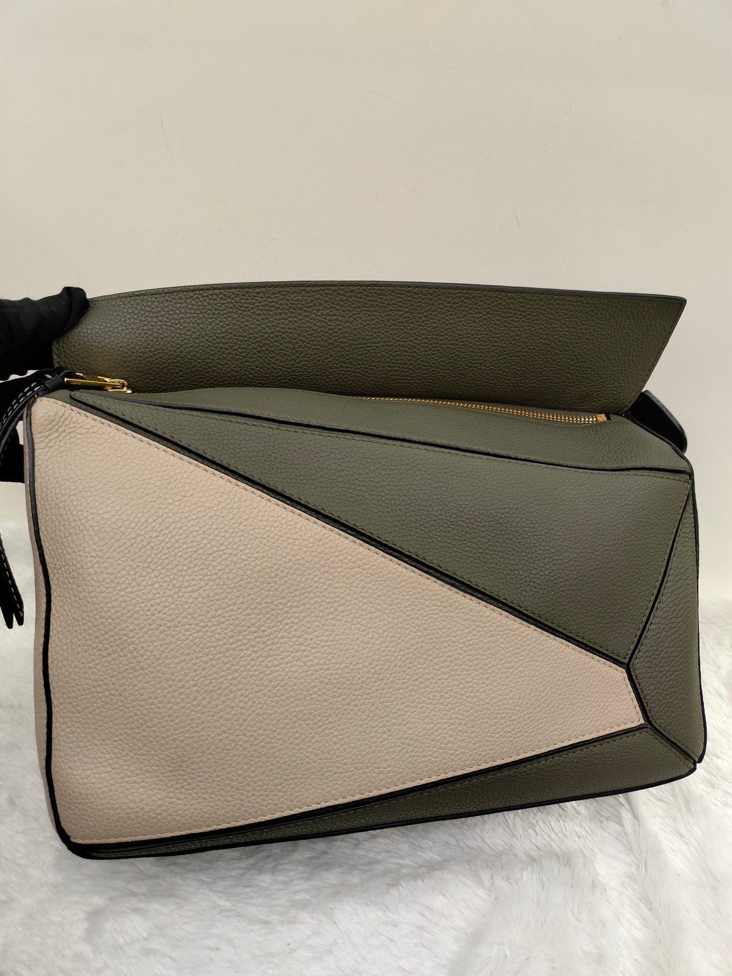 Loewe Puzzle Medium Grained Khaki 3 tone GHW 2018