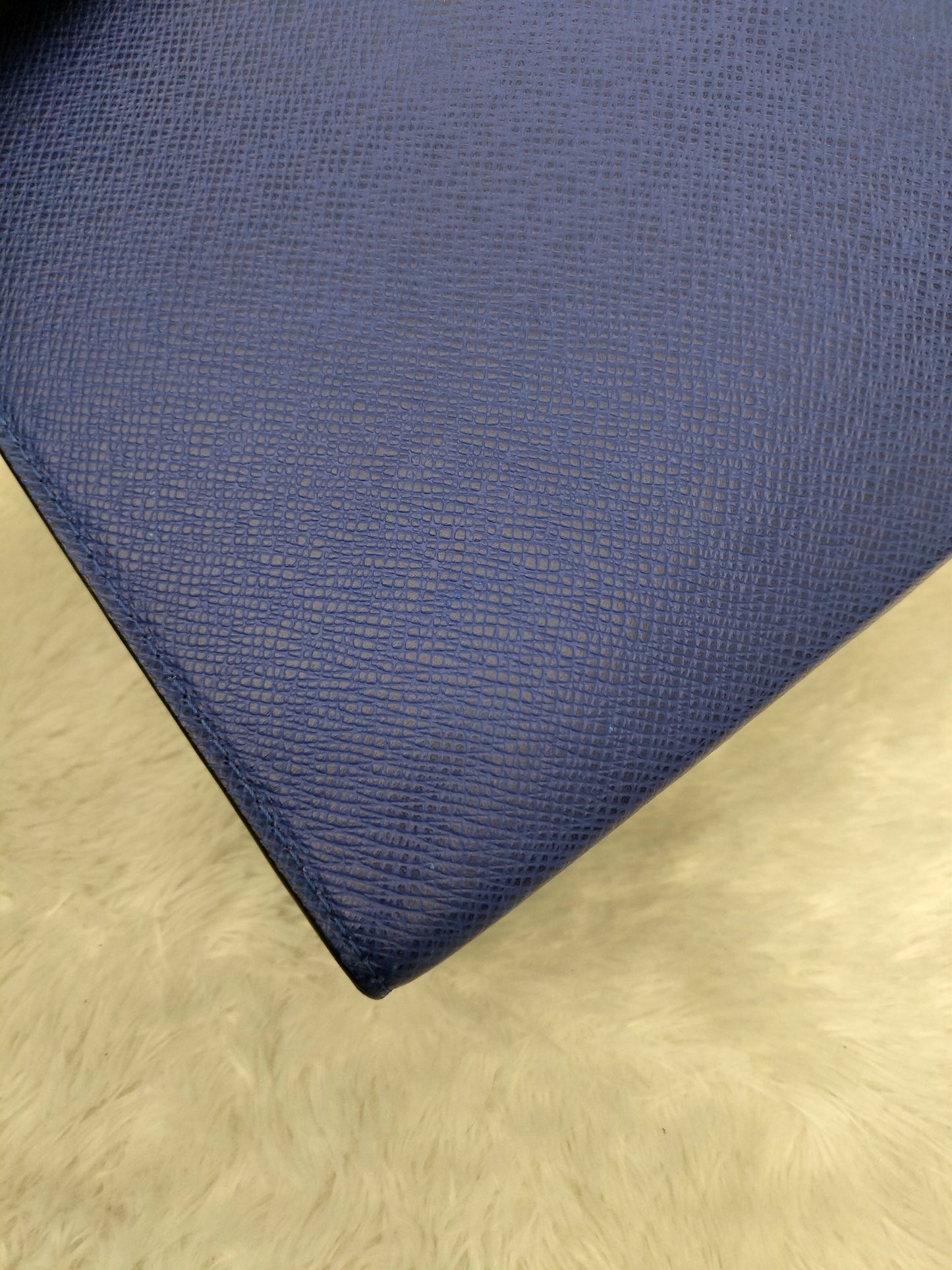 LV Pochette Voyage Taiga Blue Cobalt 2019