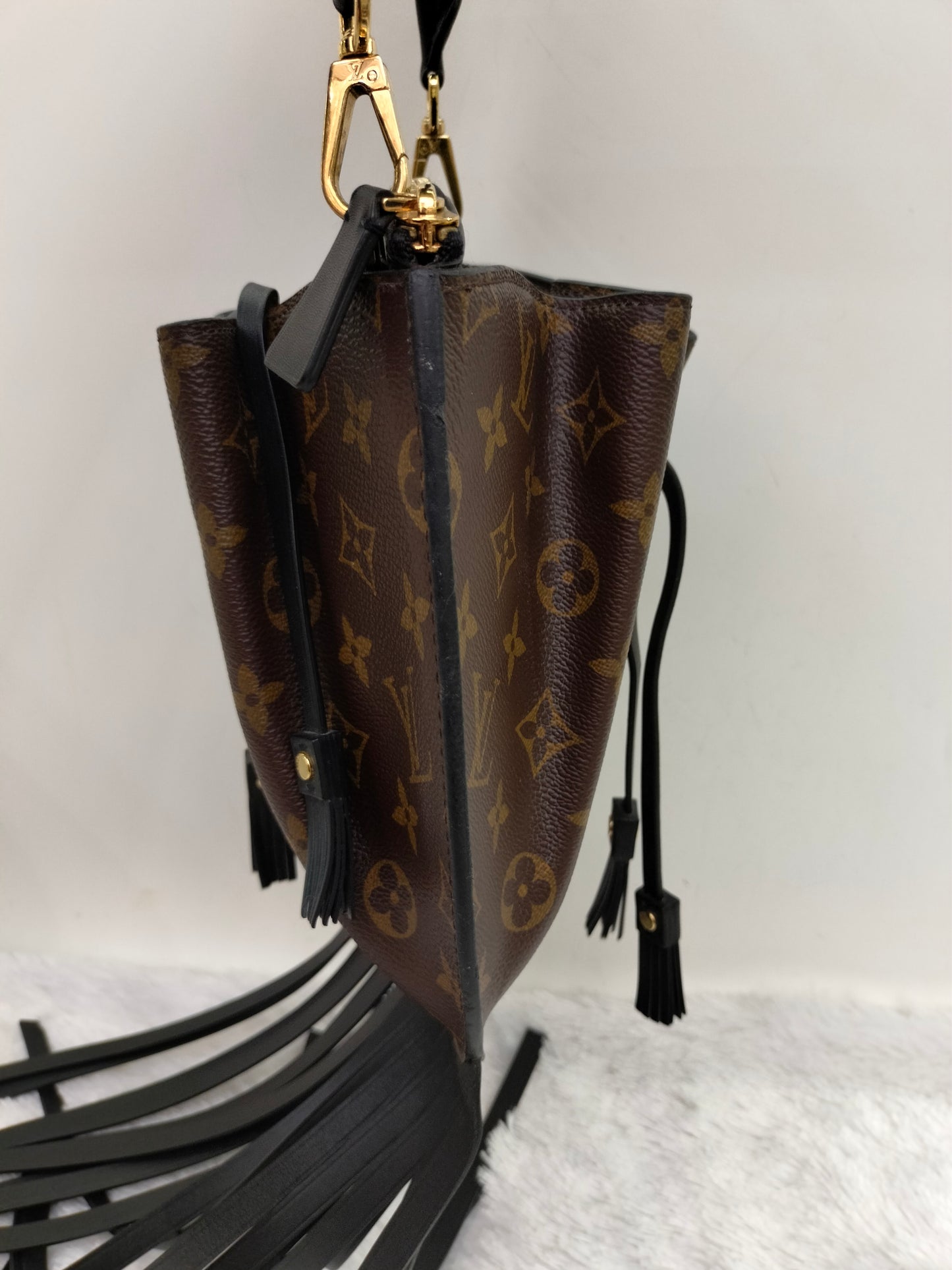 LV Fringed Noe Monogram Noir 2016