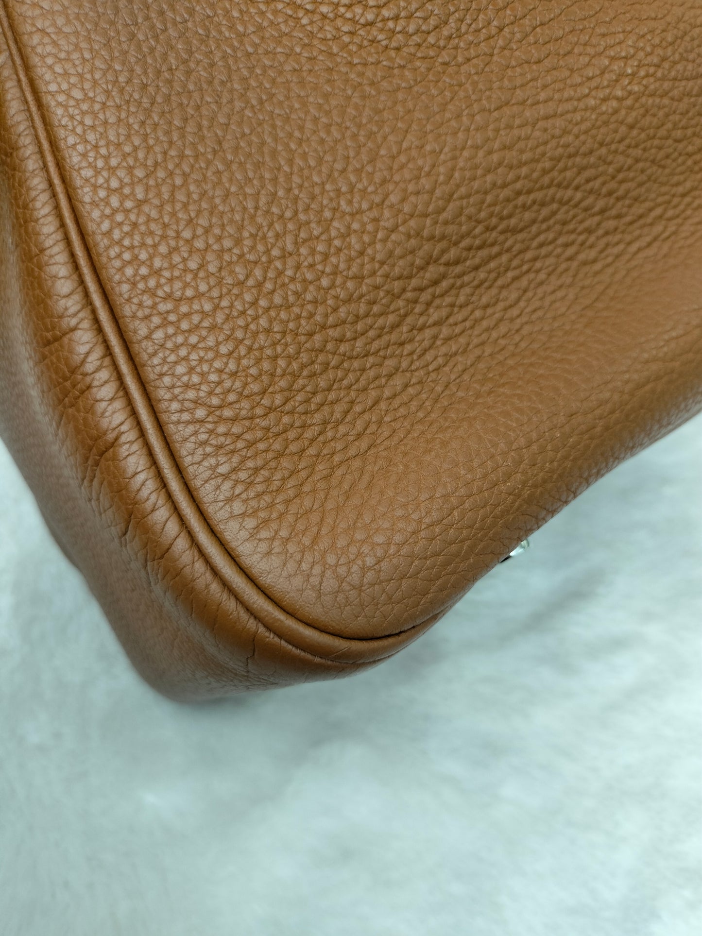 Lindy 34 Clem Gold PHW #L square