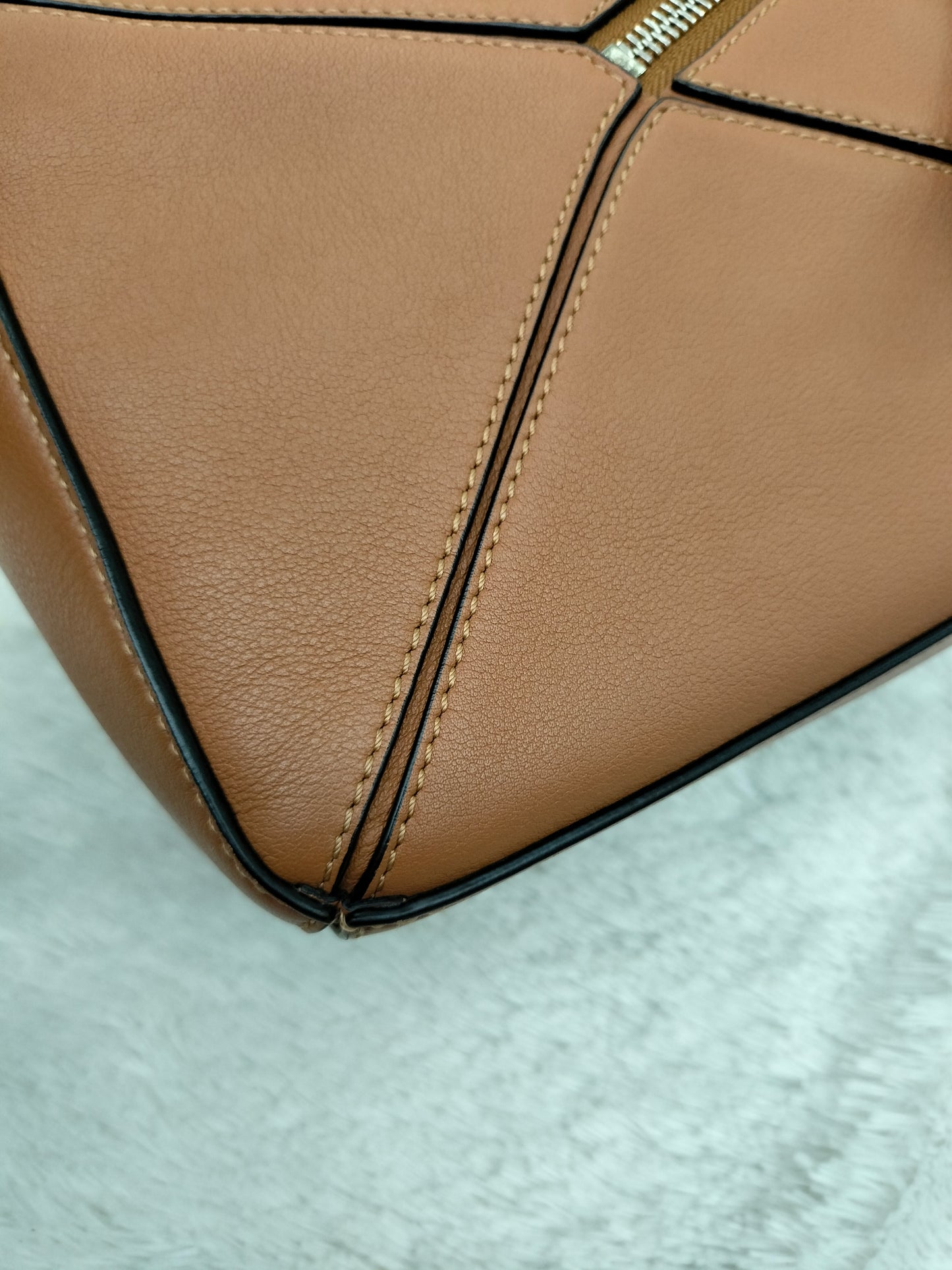 Loewe Puzzle Small Tan SHW 2019