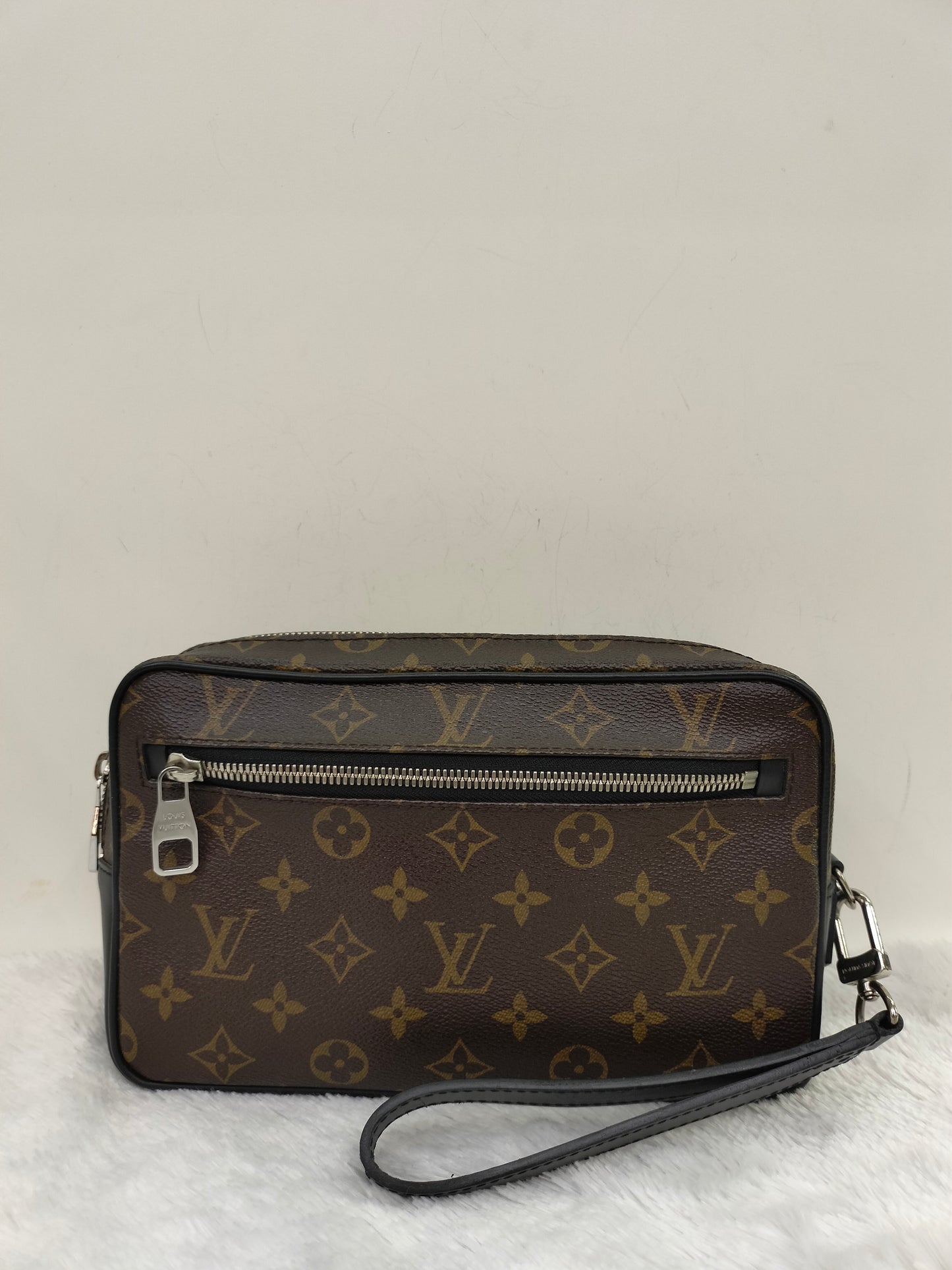 LV Kasai Monogram Macassar 2018