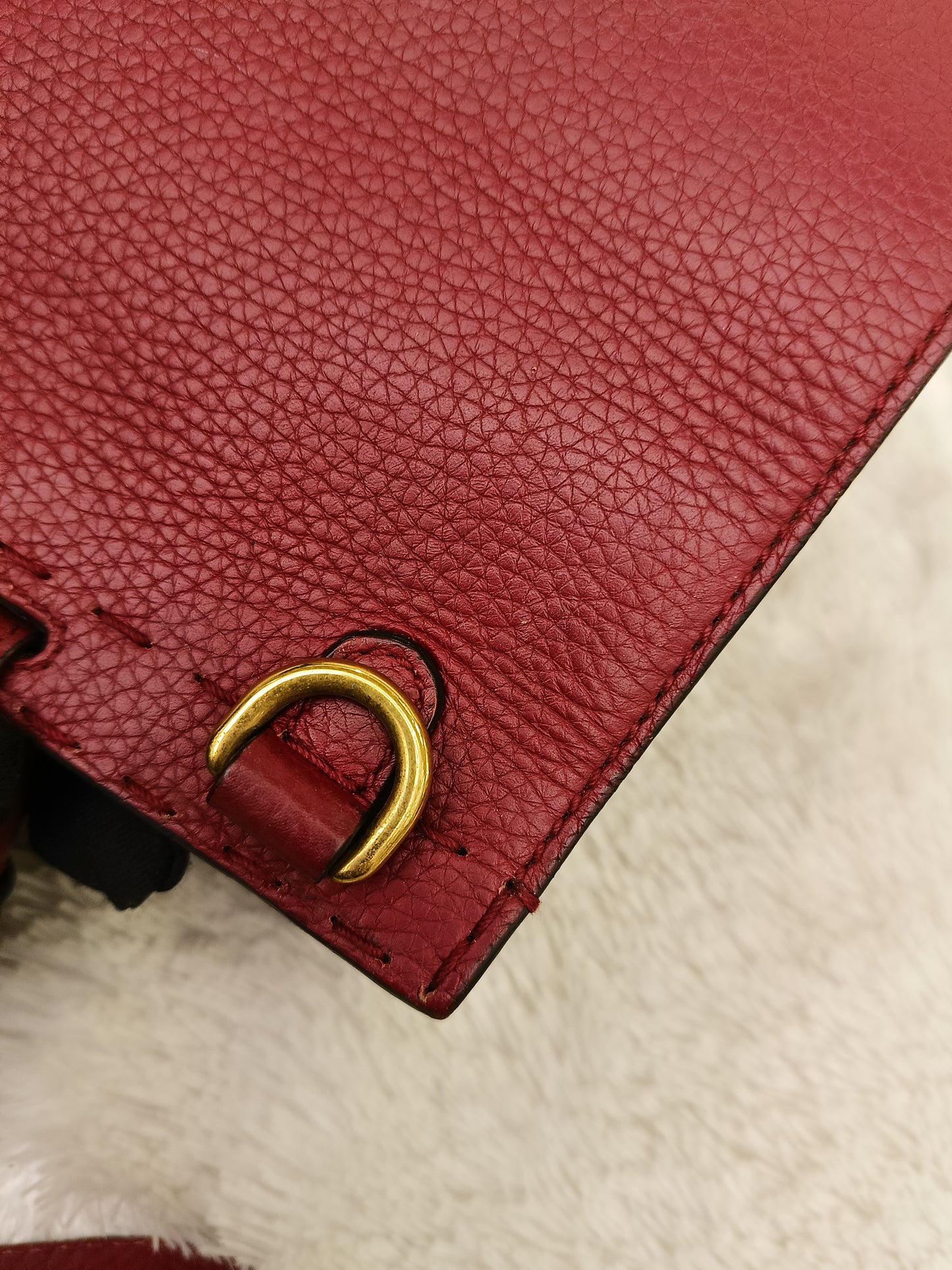 Gucci Top Handle Medium Marmont Grained Red GHW